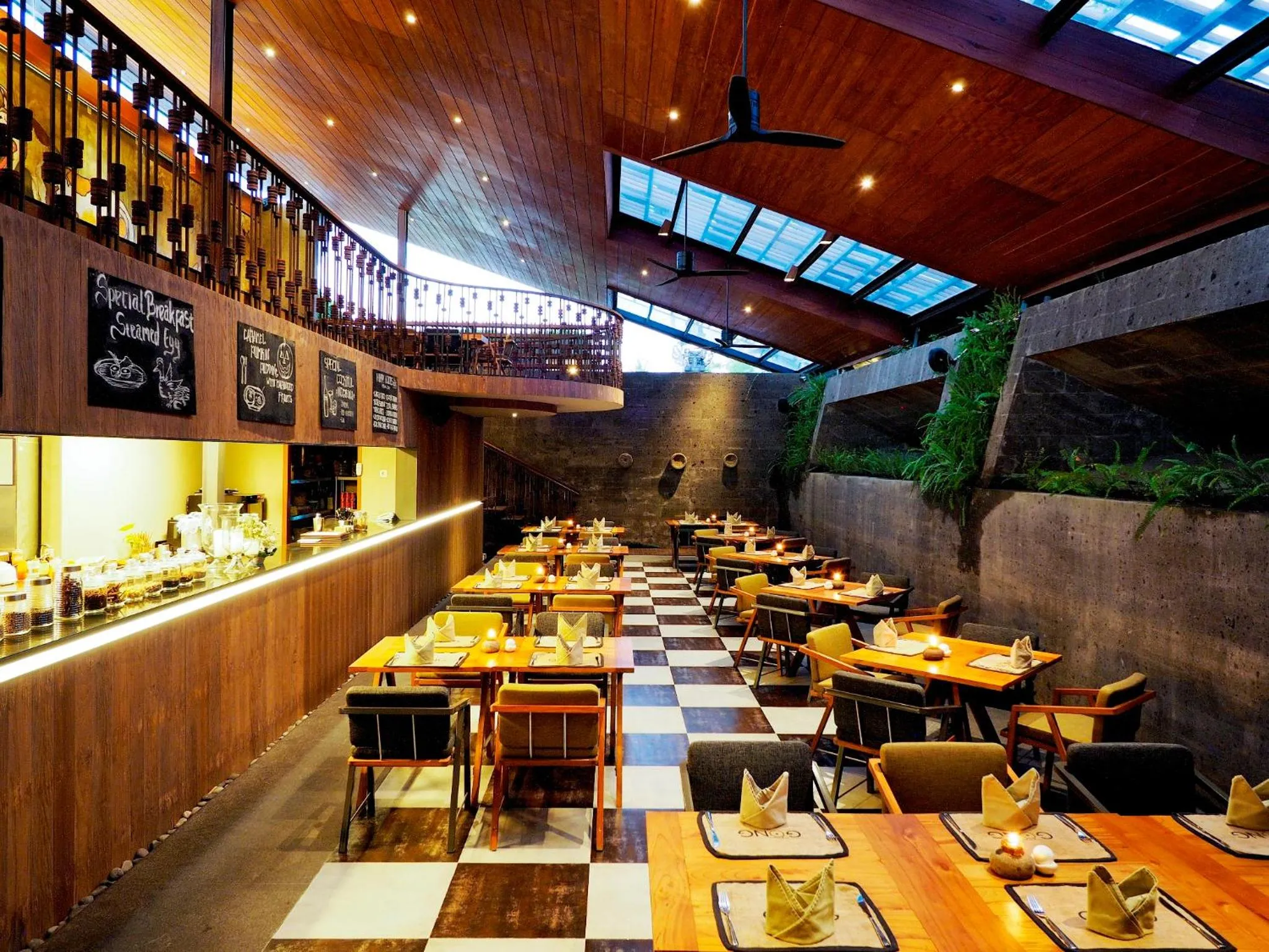 Restaurant/places to eat in The Santai by LifestyleRetreats