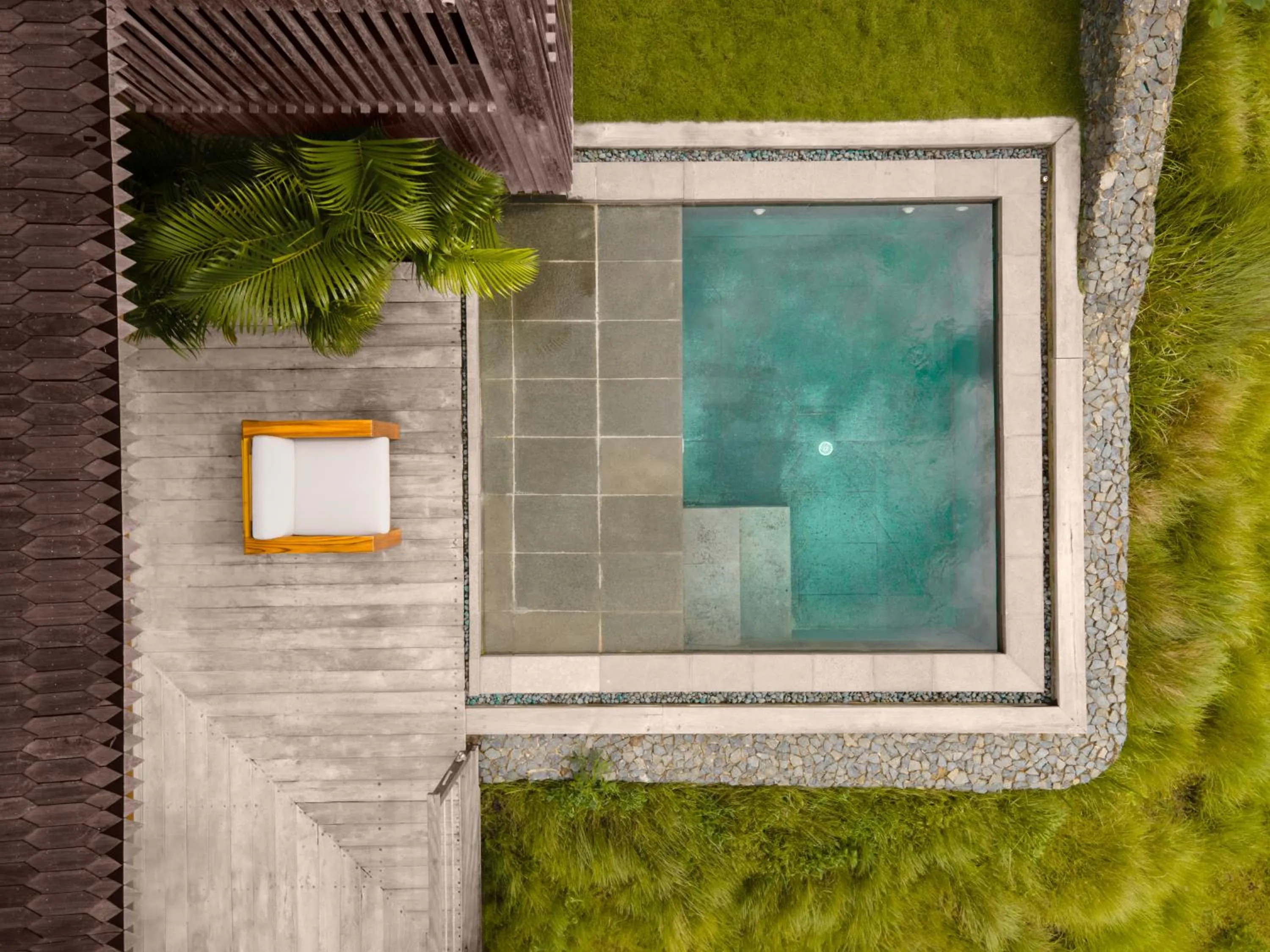 Swimming pool in Menjaga Bay