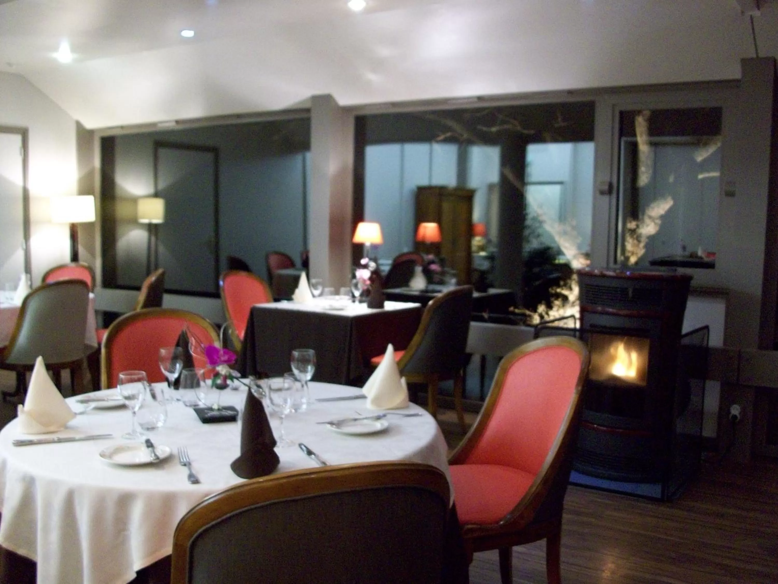 Restaurant/places to eat in Best Western Auray le Loch