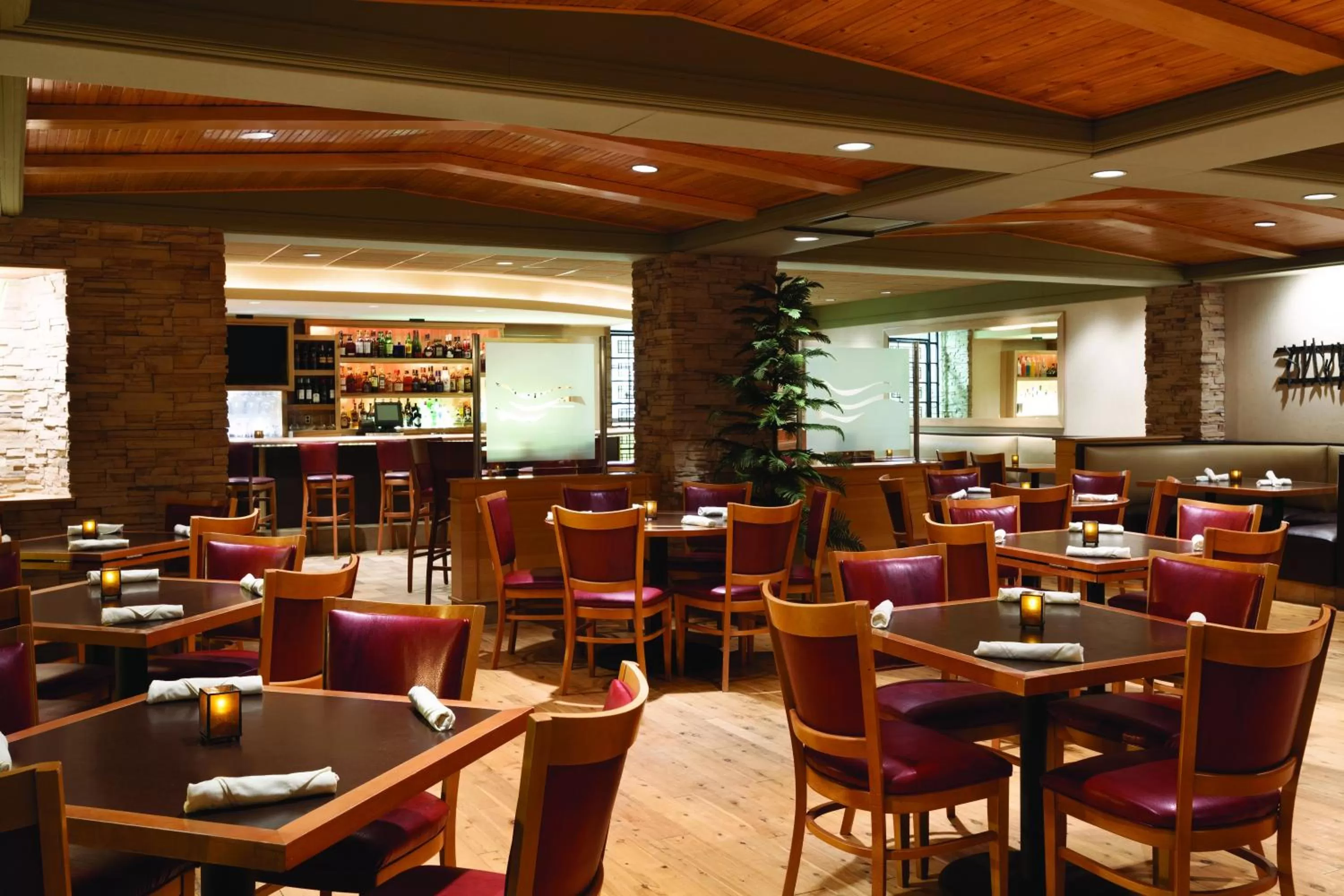 Restaurant/places to eat in Radisson Hotel La Crosse