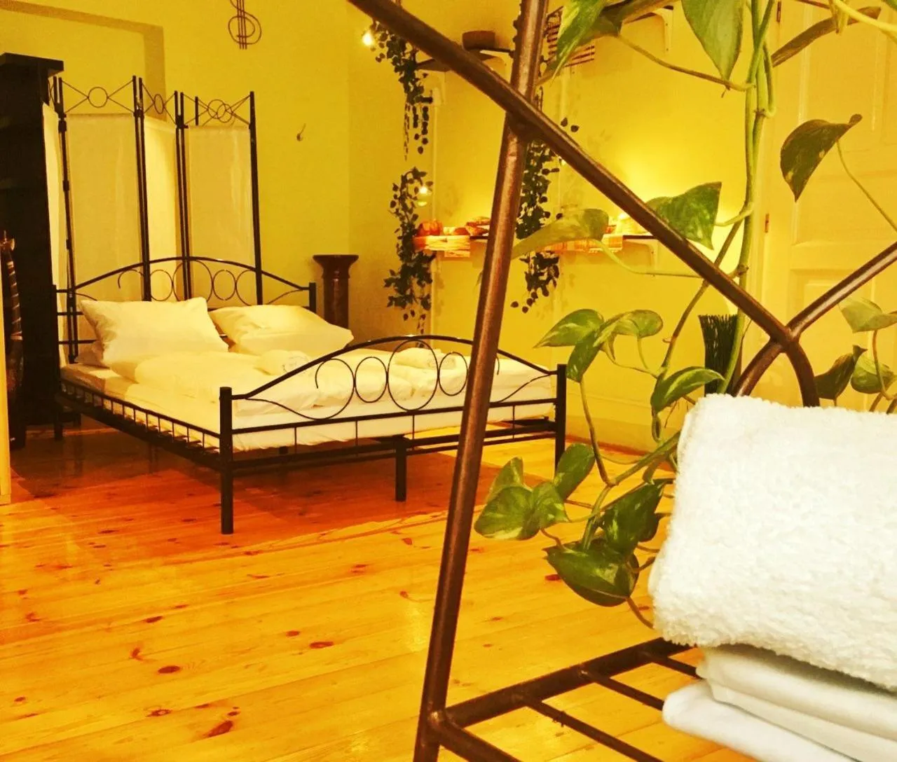 Bedroom, Bed in Hostel HOMEr - Old Town Square