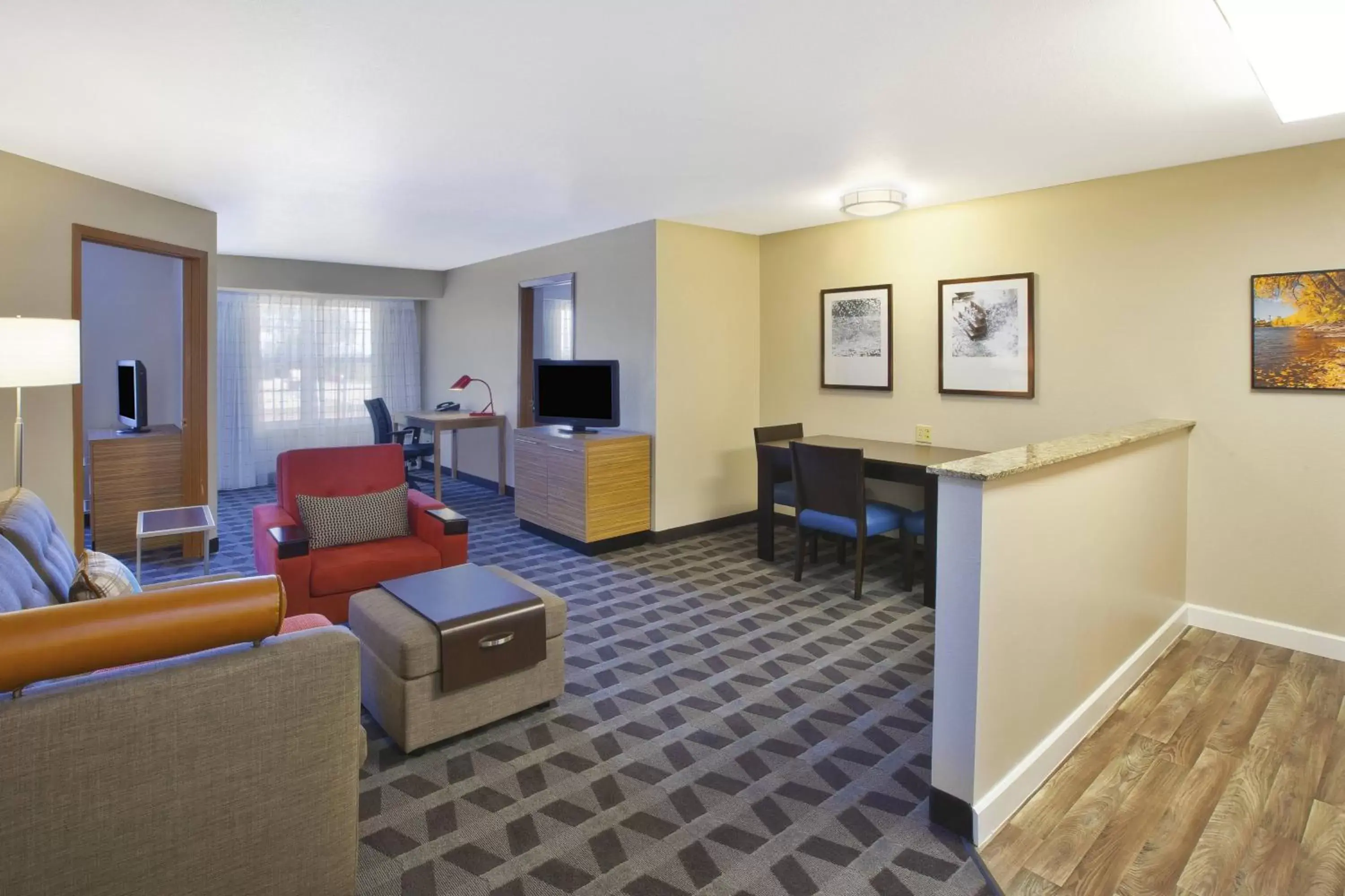 Two-Bedroom Suite in TownePlace Suites Minneapolis-St. Paul Airport/Eagan Two-Bedroom Suite in TownePlace Suites Minneapolis-St. Paul Airport/Eagan