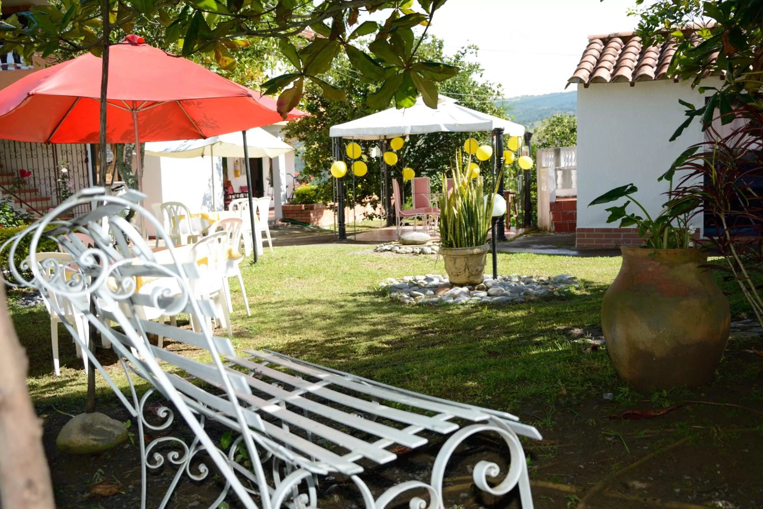 Garden in Hotel Campestre la Loma curiti