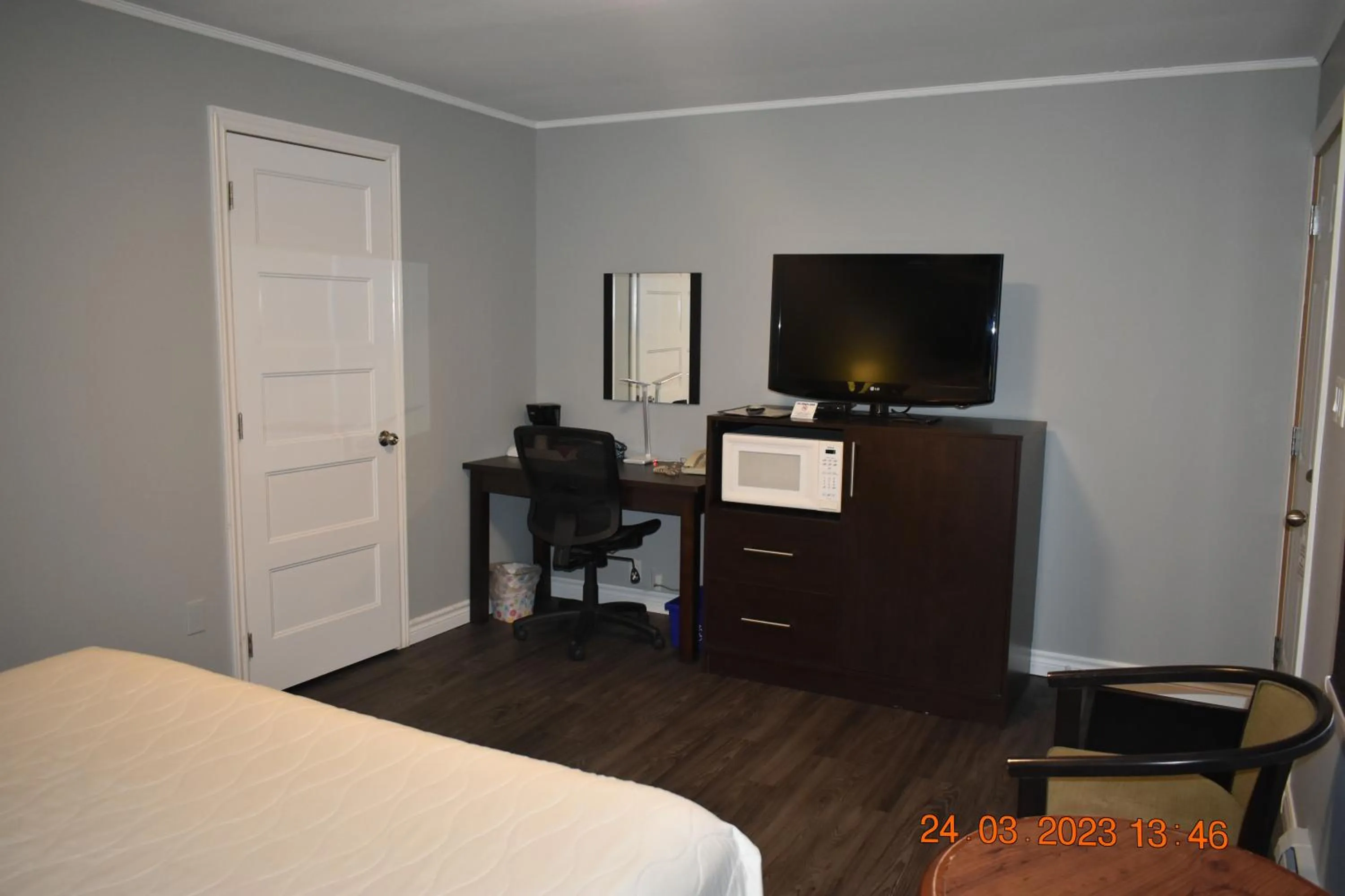 TV and multimedia, Bed in Time Travellers Motel