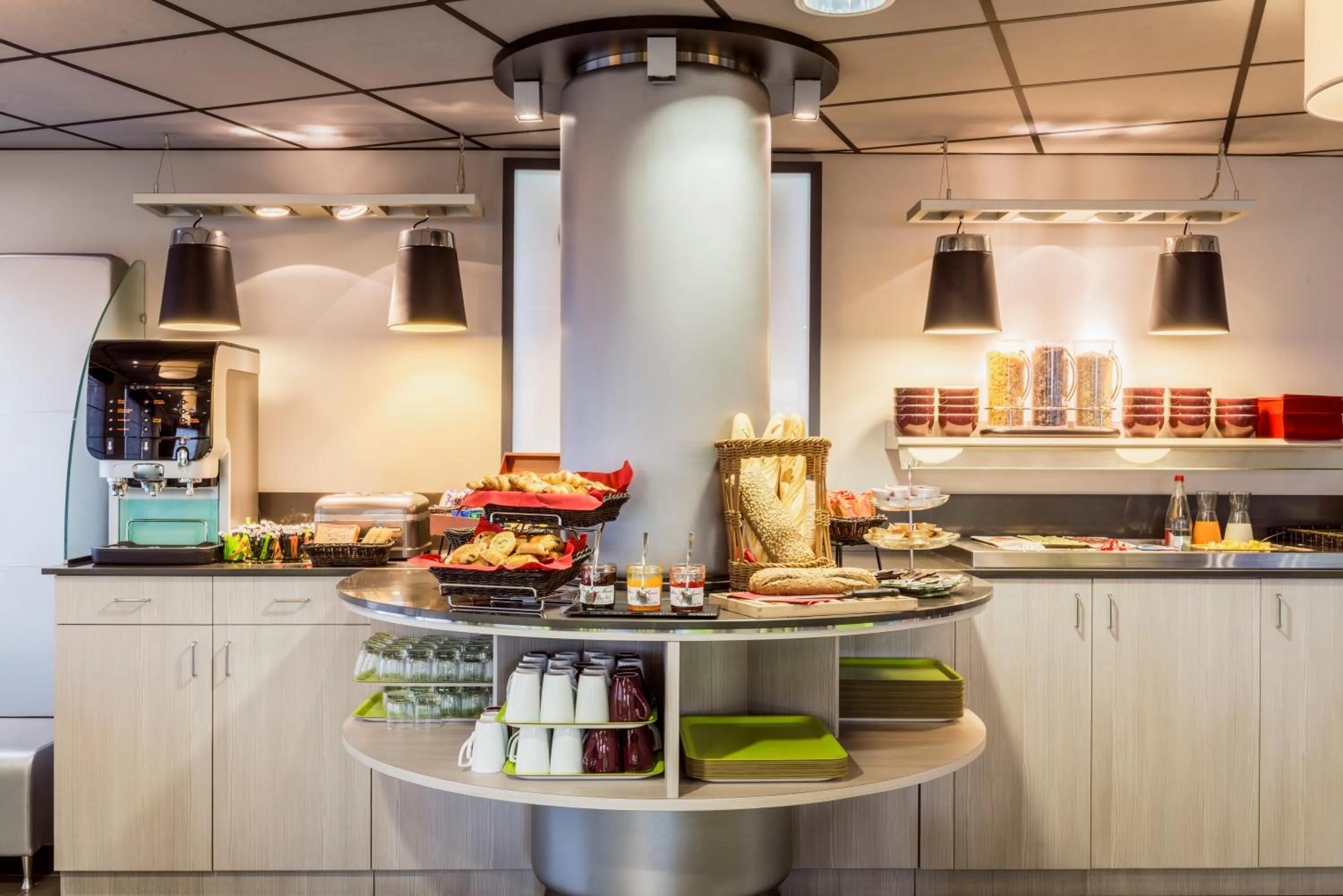 Restaurant/places to eat in Aparthotel Adagio Paris Malakoff Chatillon