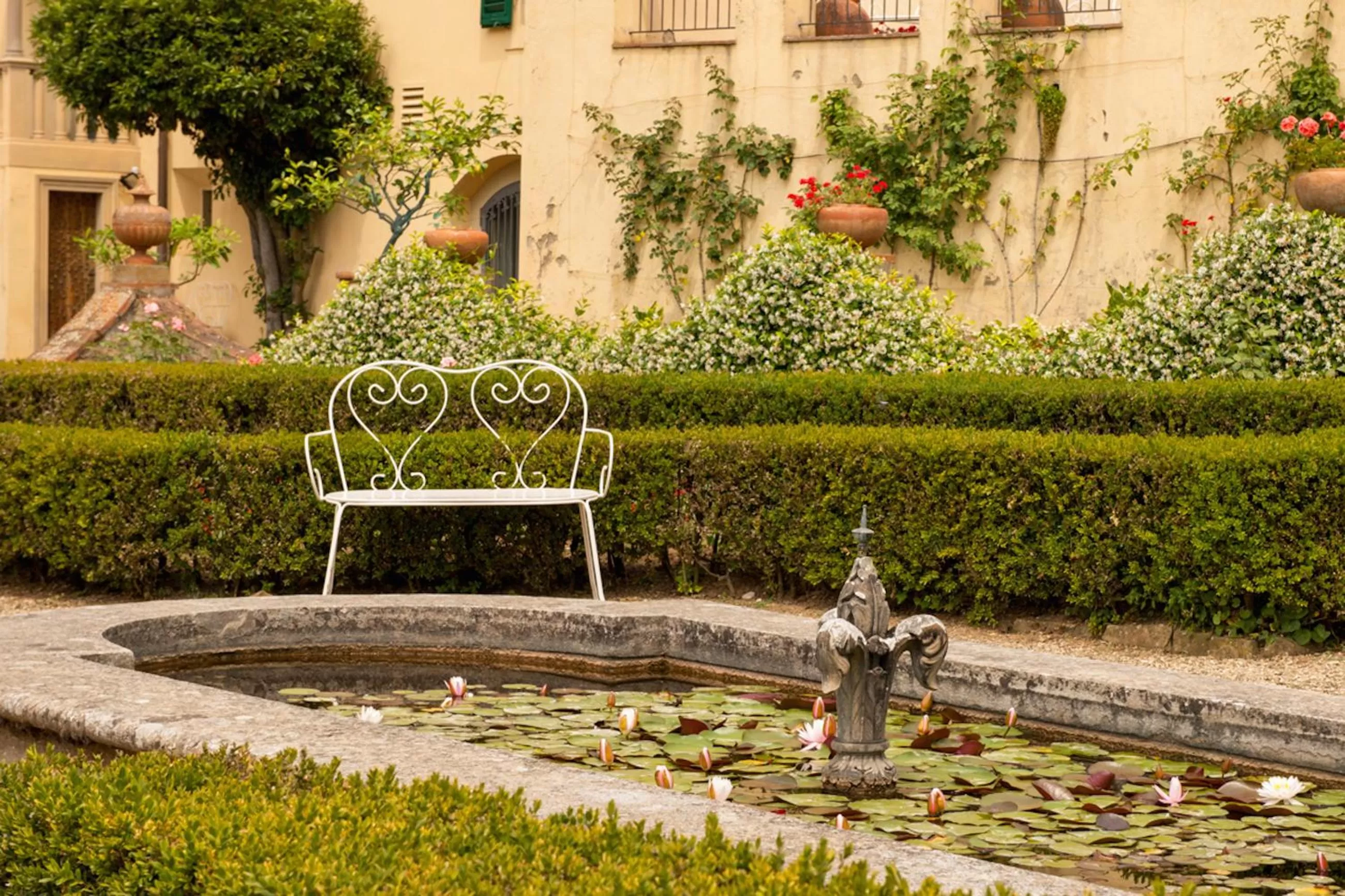 Decorative detail in Art Hotel Villa Agape - Place of Charme