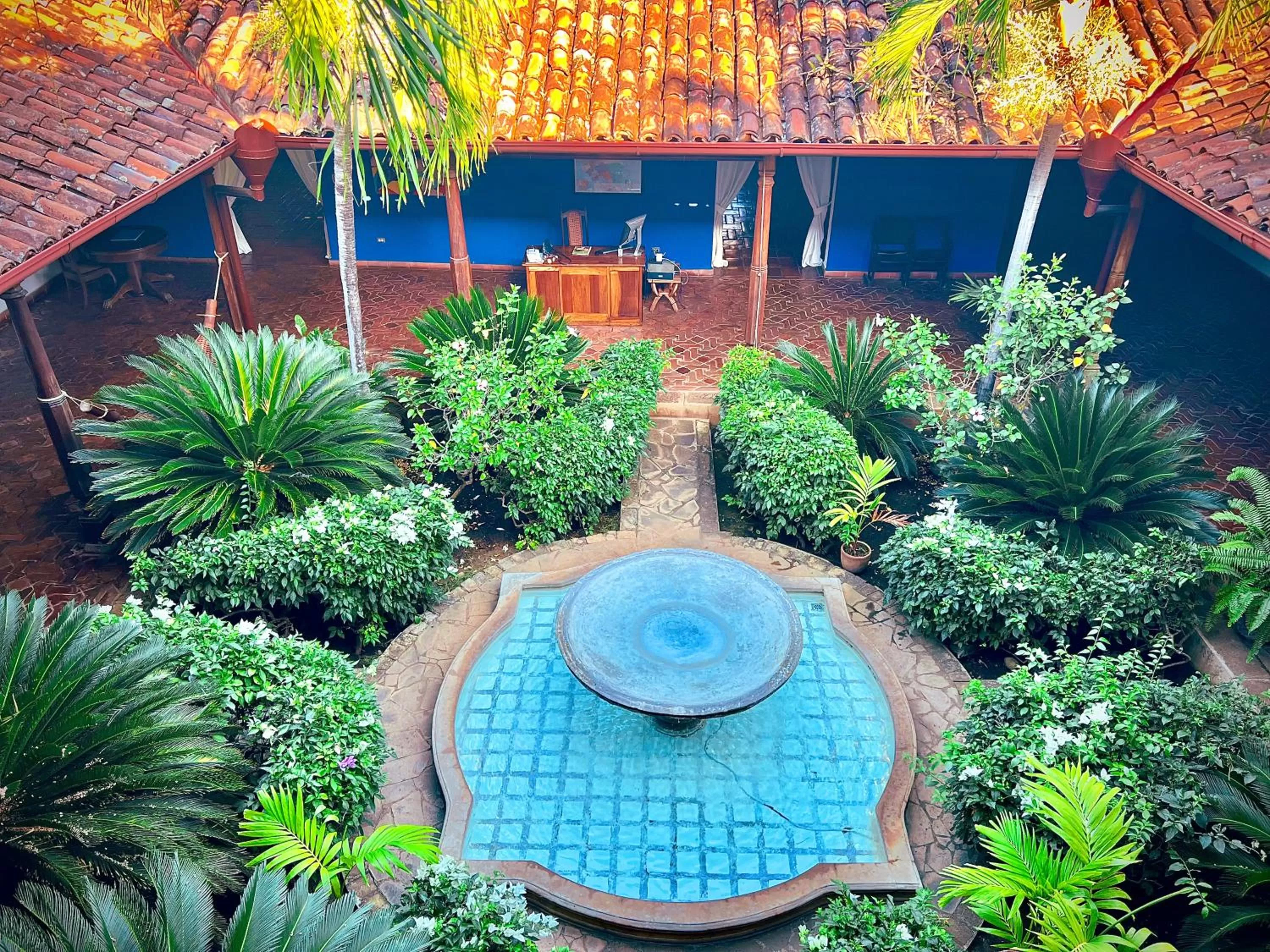 Garden, Pool View in Miss Margrits