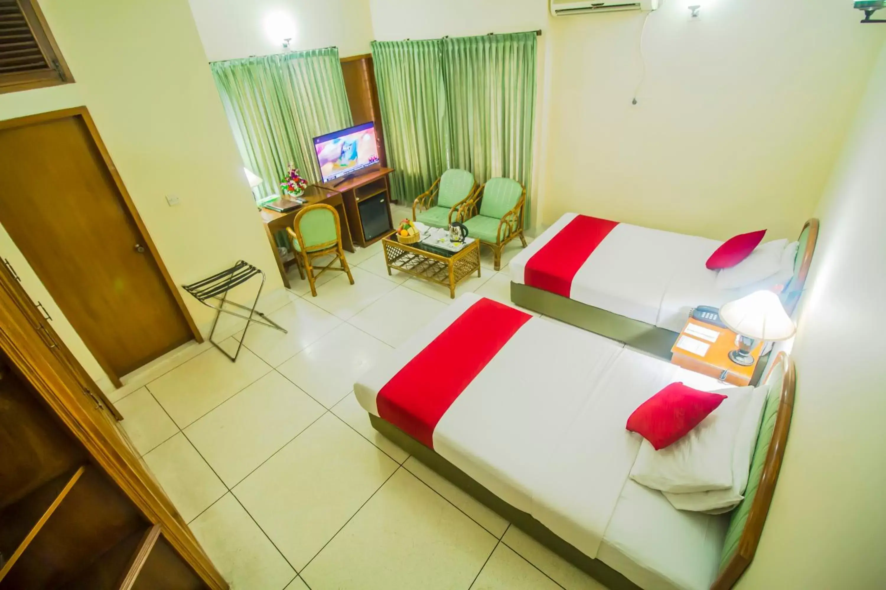 Deluxe Twin Room in Asia Pacific Hotel Deluxe Twin Room in Asia Pacific Hotel