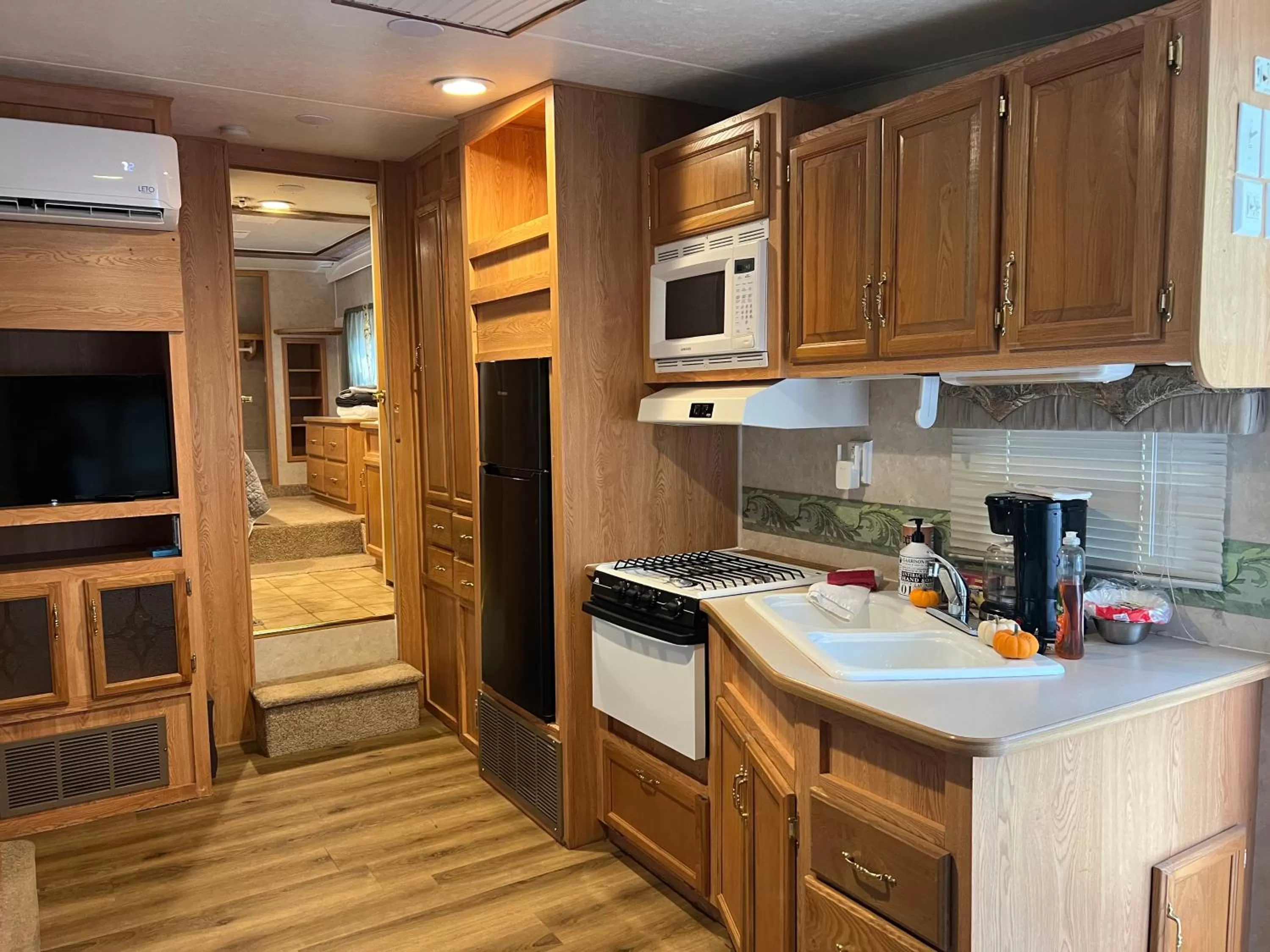 Kitchen or kitchenette in Kozy Haven Log Cabin Rentals