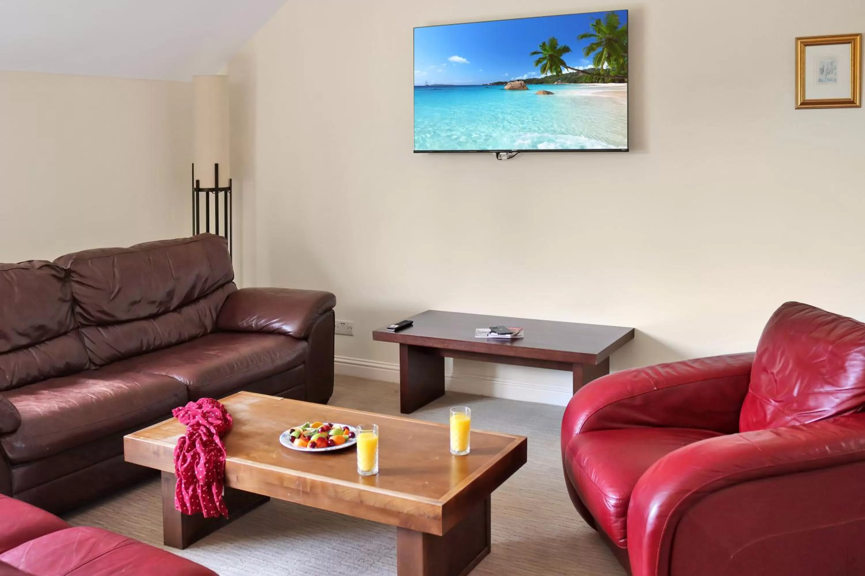 Communal lounge/ TV room in The Atholl Palace