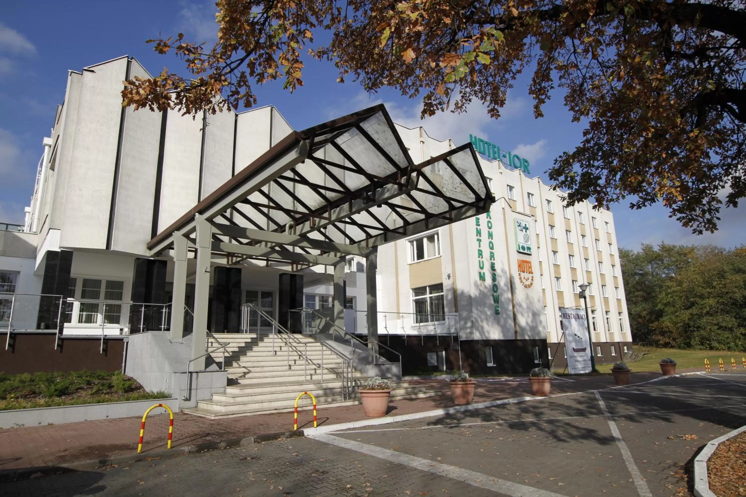 Facade/entrance in Hotel IOR