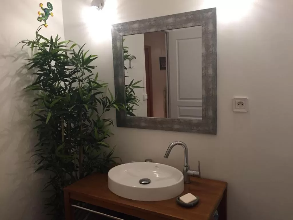 La Maison De Marie-Claire