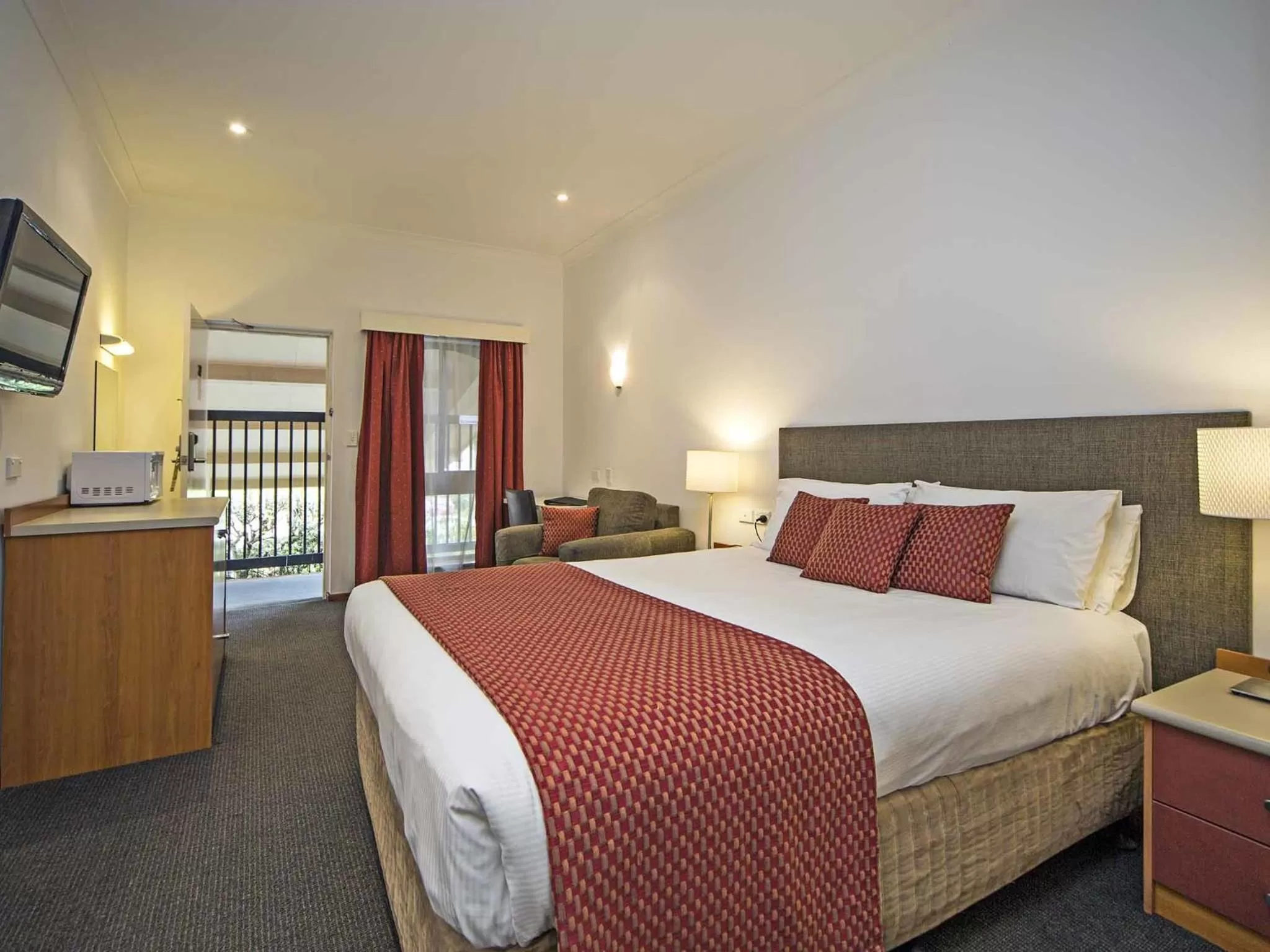 Shower, Bed in Comfort Inn & Suites Sombrero