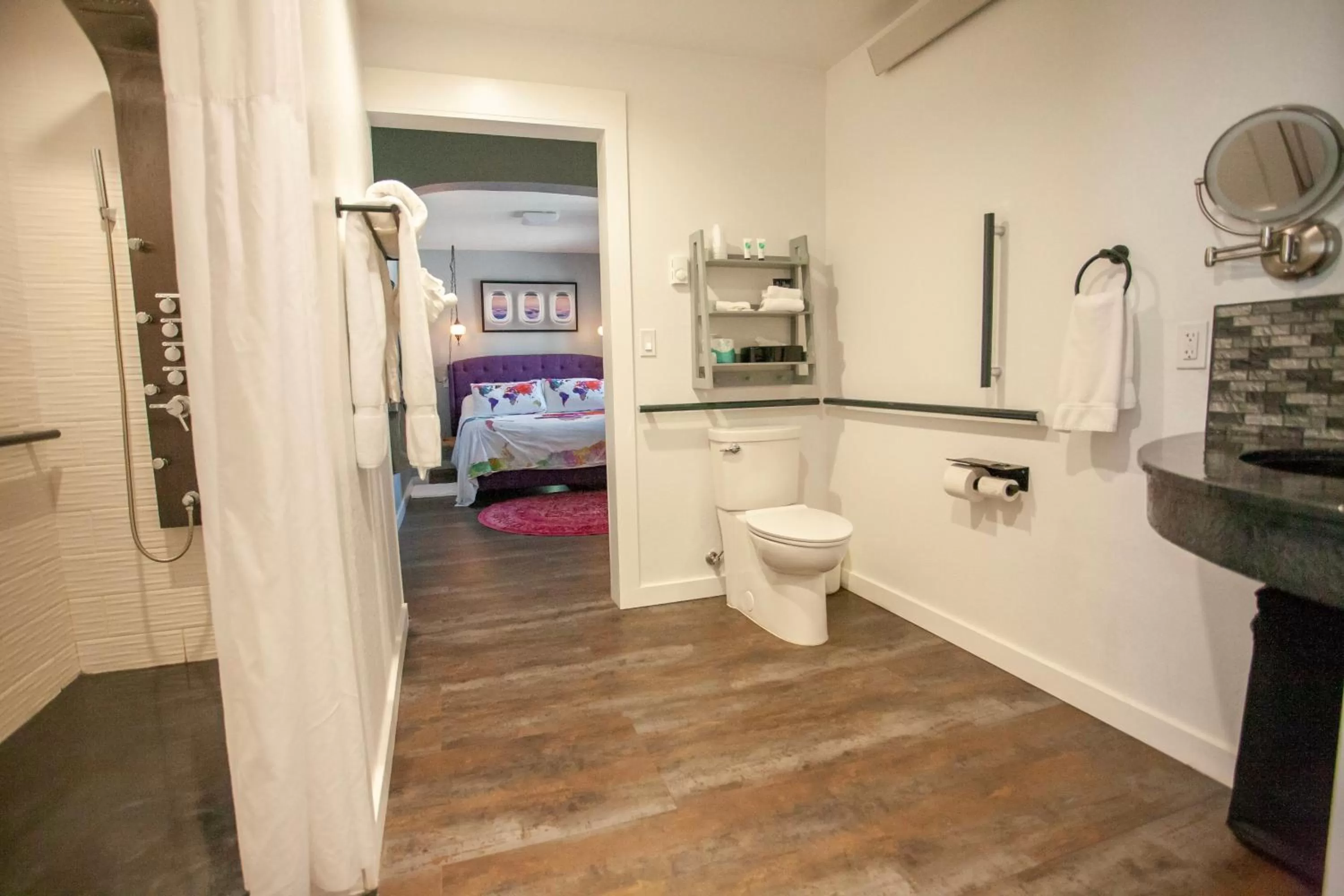 Toilet in EO Bungalows, Black Hills