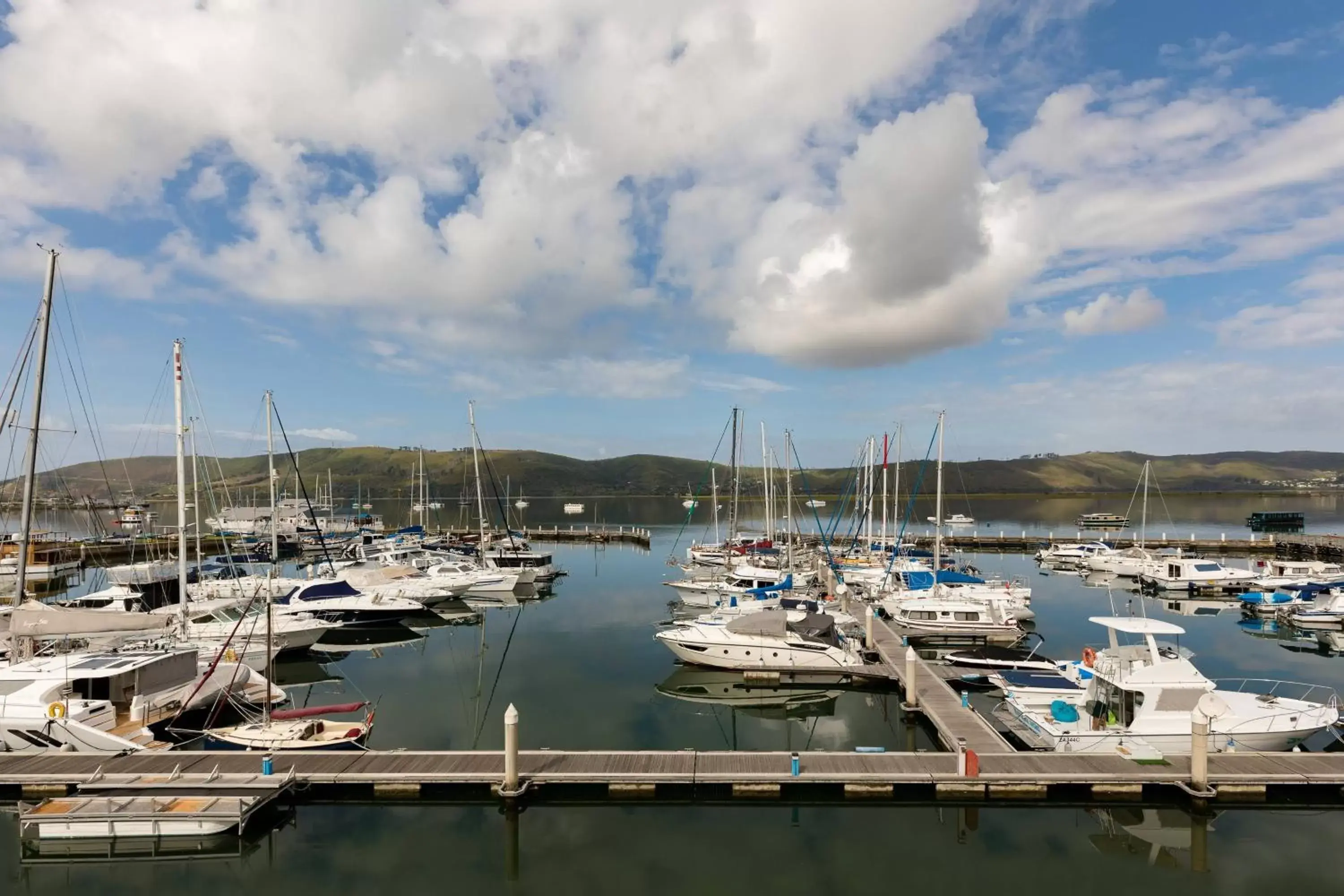 Guest room, 2 Double, Lagoon view in Protea Hotel by Marriott Knysna Quays Guest room, 2 Double, Lagoon view in Protea Hotel by Marriott Knysna Quays