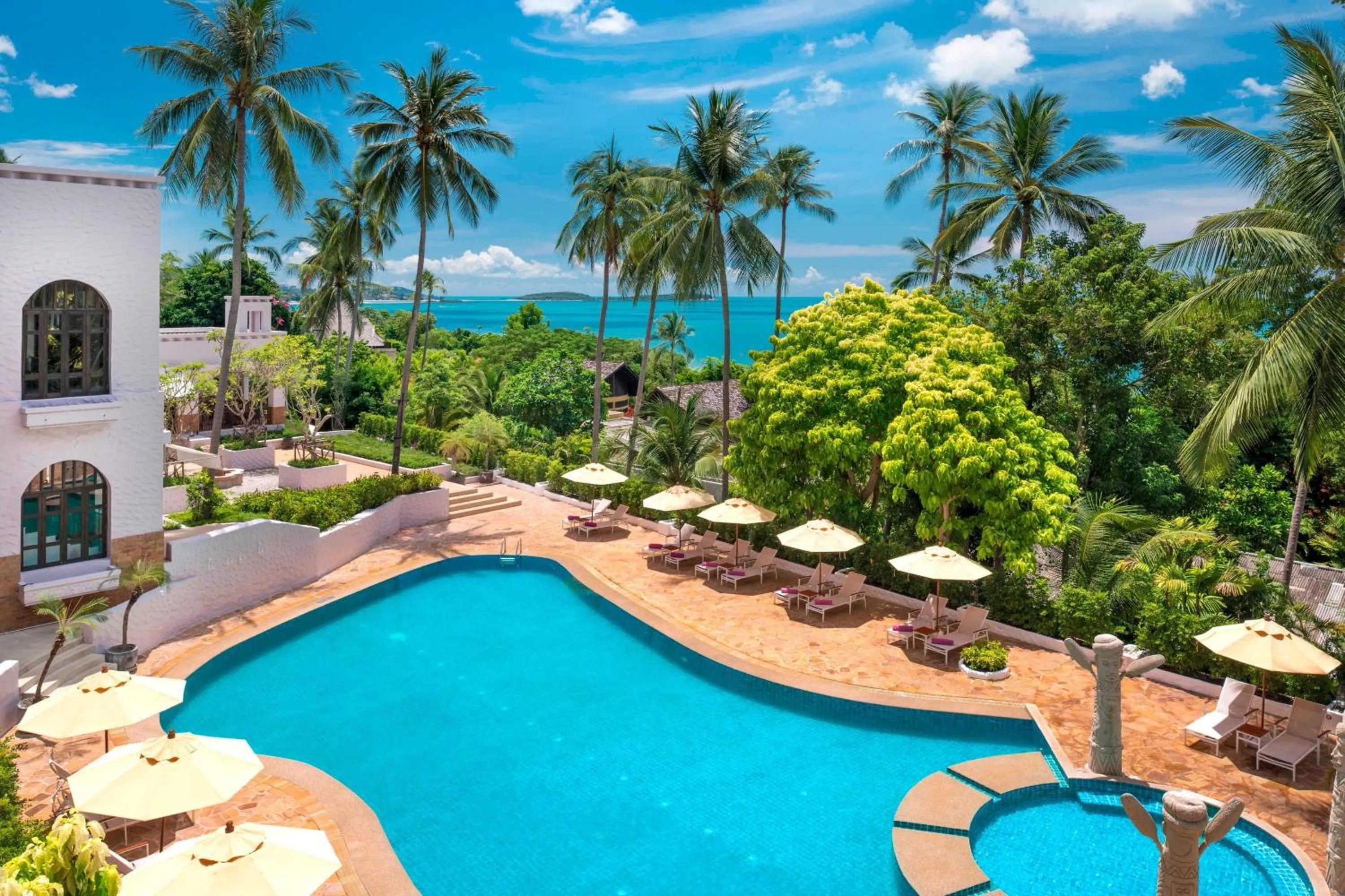 Swimming pool in Sheraton Samui Resort