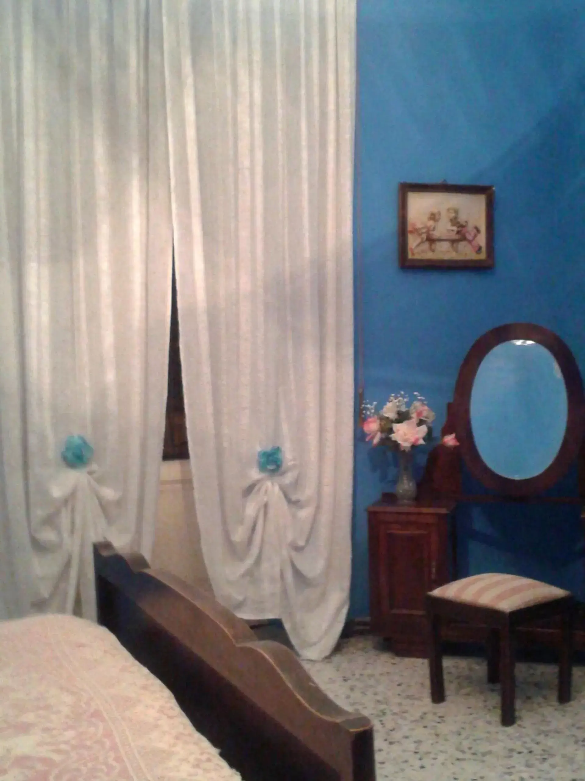 King Room with Balcony - single occupancy in Casamuseo del Risorgimento King Room with Balcony - single occupancy in Casamuseo del Risorgimento