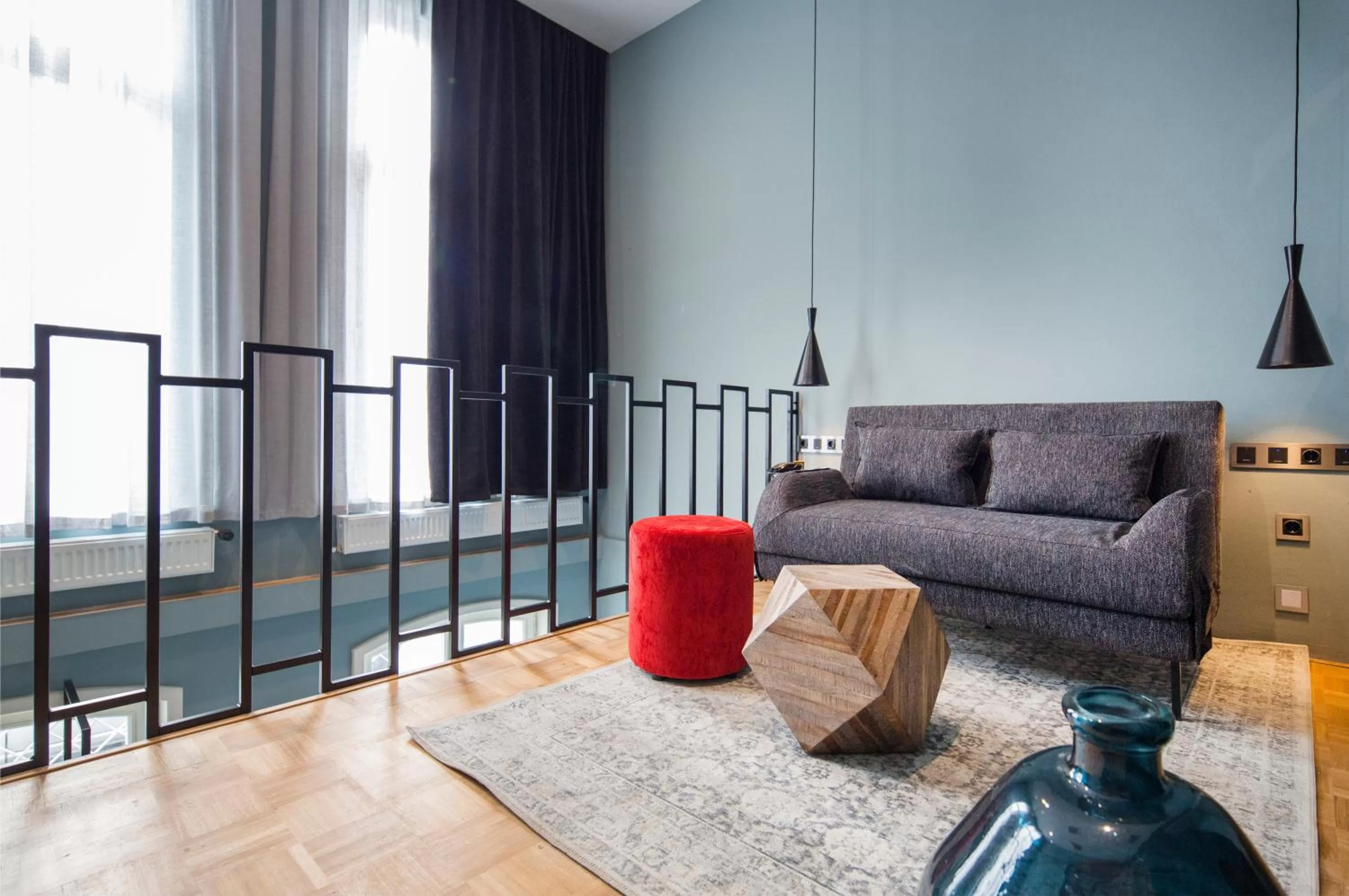 Seating area in Quentin Zoo hotel