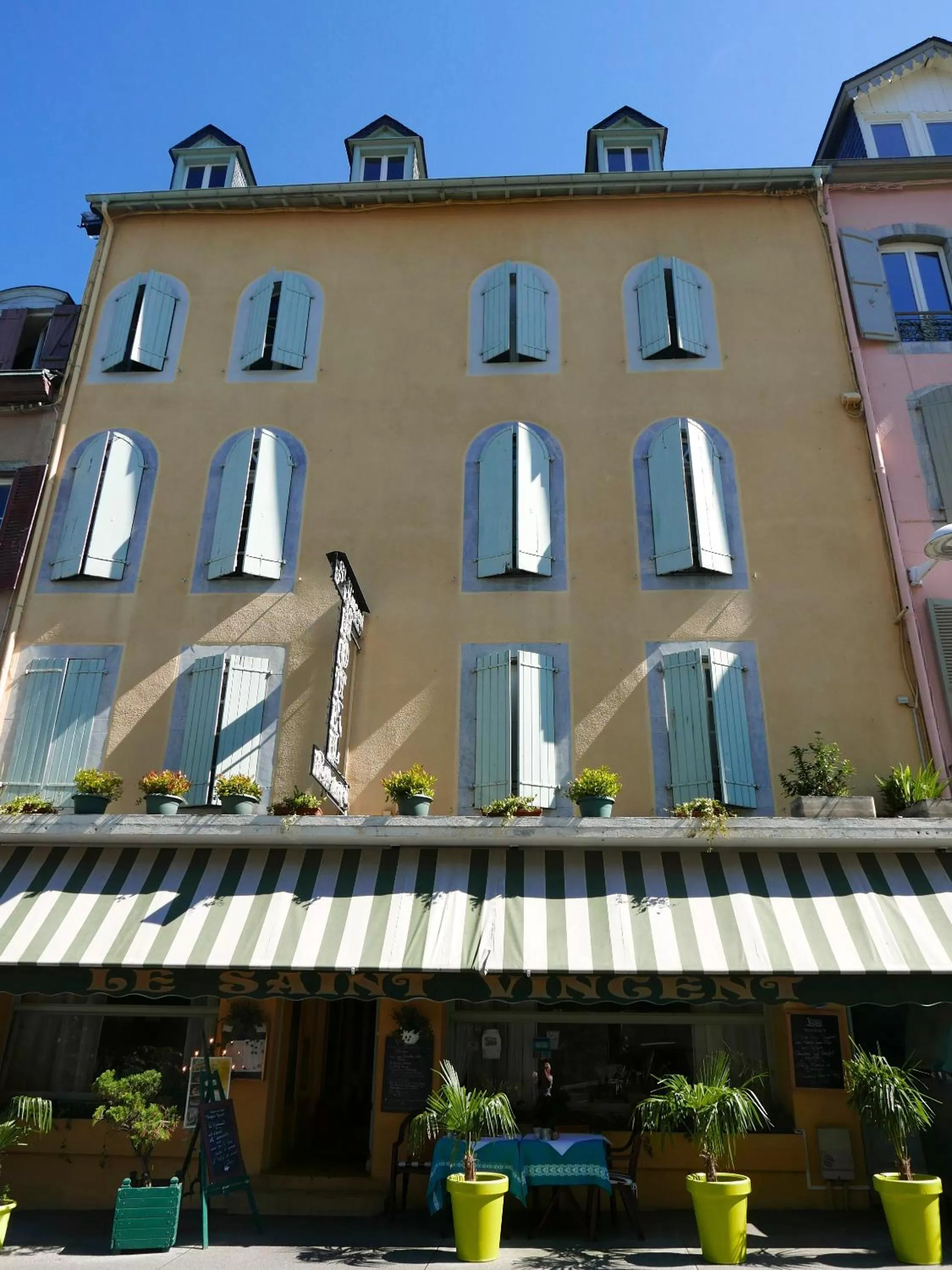 Property building in Hôtel Saint Vincent