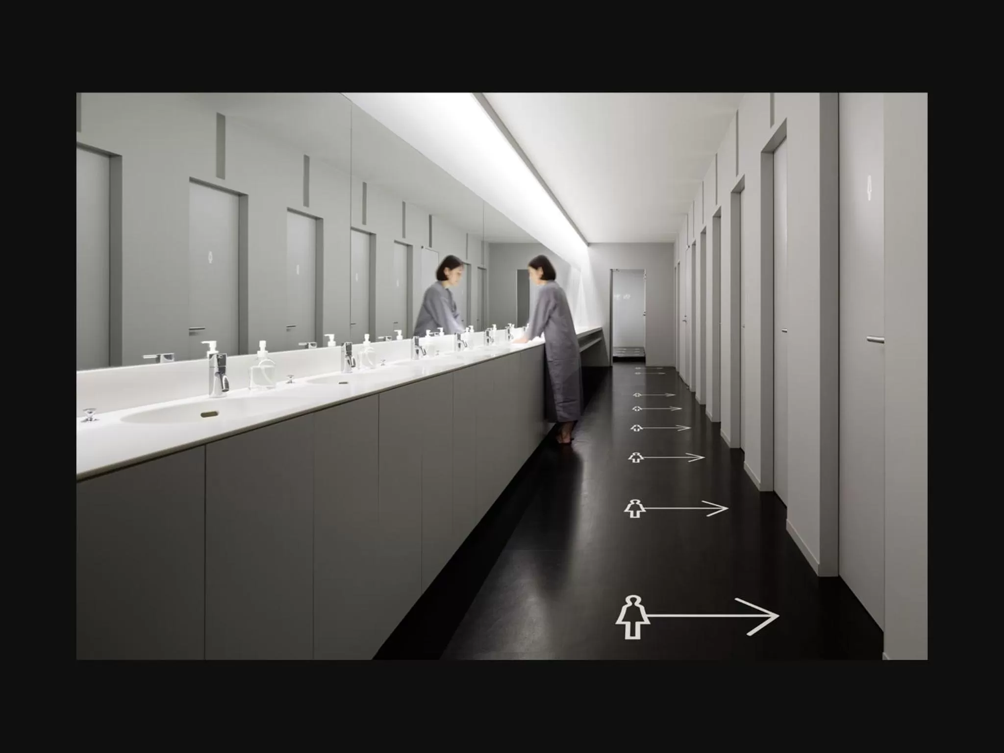 Area and facilities in 9h nine hours Narita Airport