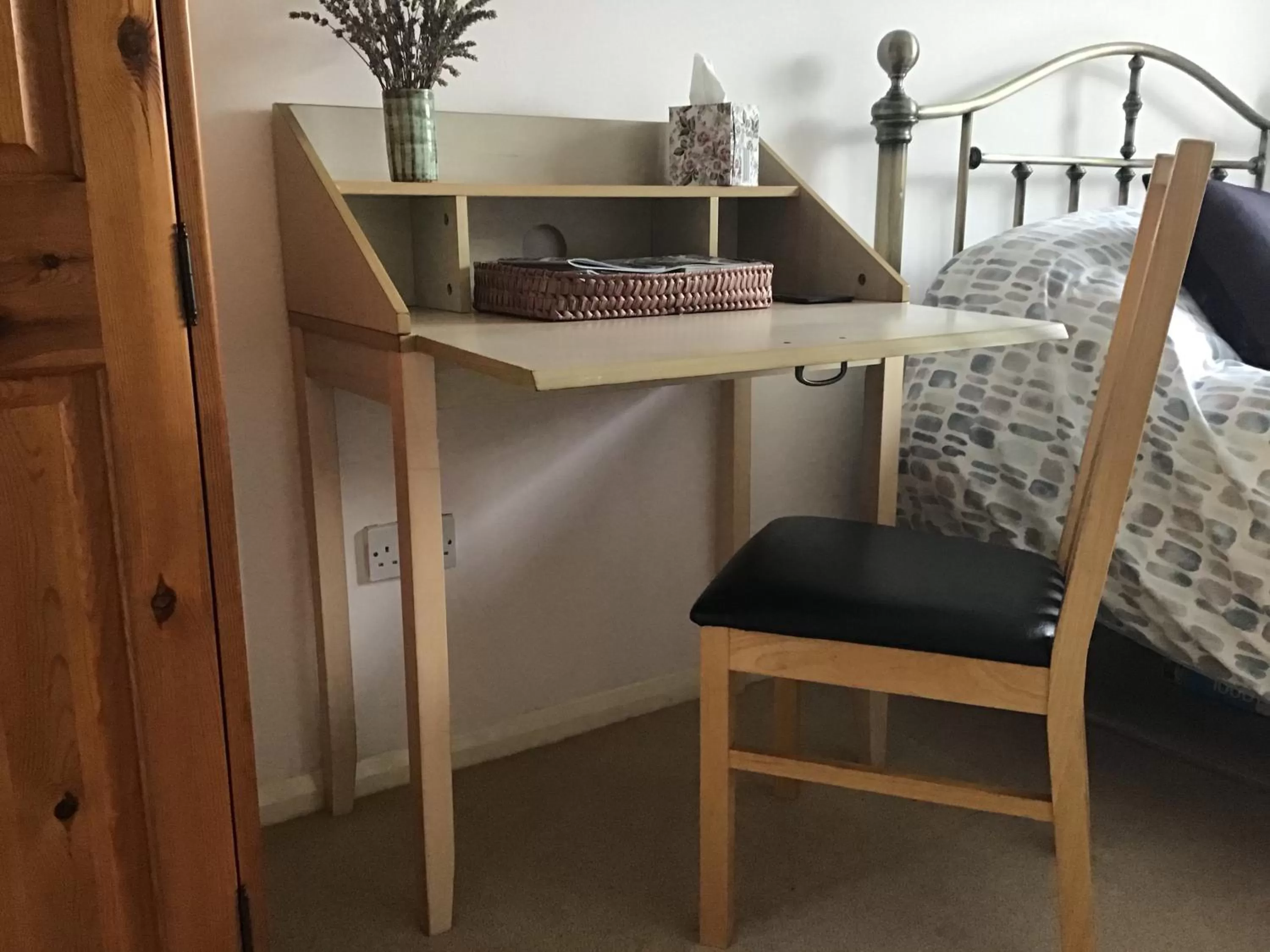 Bedroom, Bed in Bub Lane Cottage