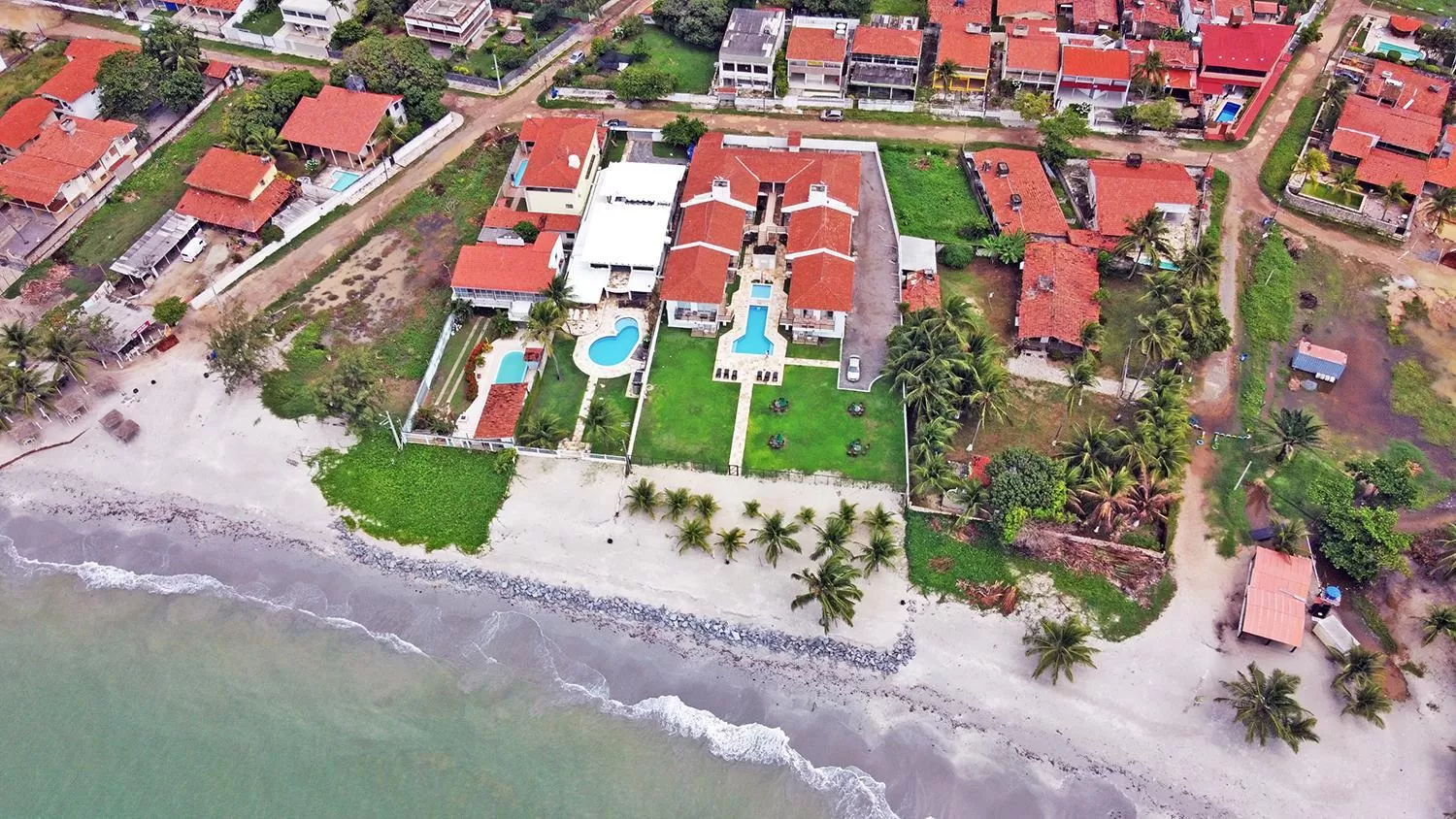 Bird's eye view, Bird's-eye View in Manga Verde Beach Residence