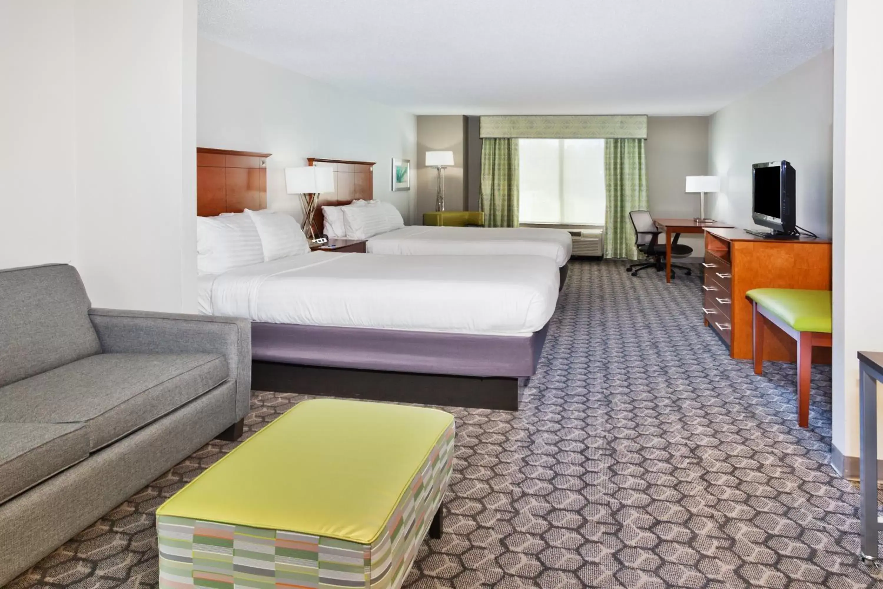Queen Suite with Two Queen Beds - Non-Smoking in Holiday Inn Express Phenix City-Fort Benning by IHG Queen Suite with Two Queen Beds - Non-Smoking in Holiday Inn Express Phenix City-Fort Benning by IHG