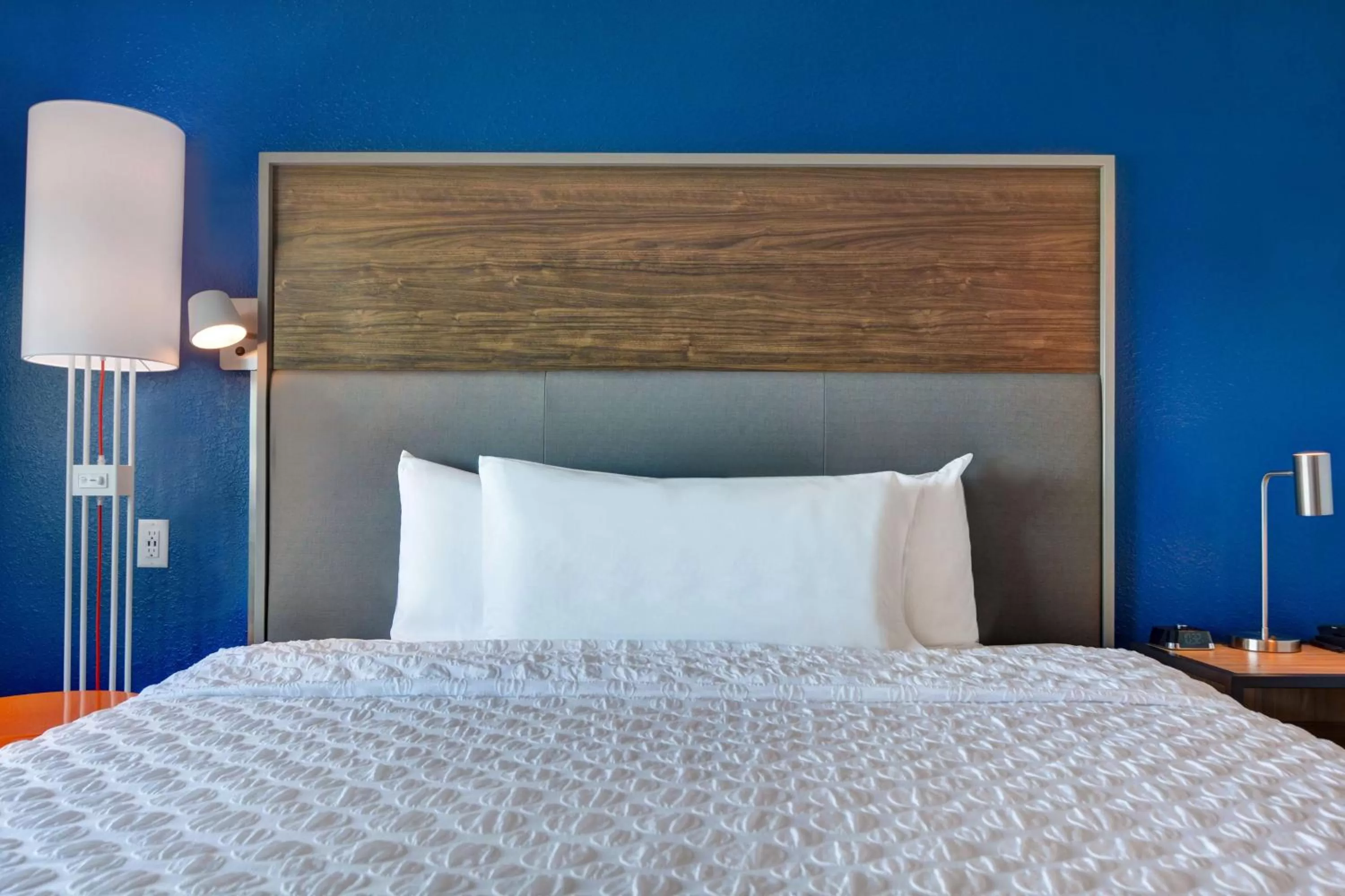 Bed in Tru By Hilton St. Petersburg Downtown Central Ave