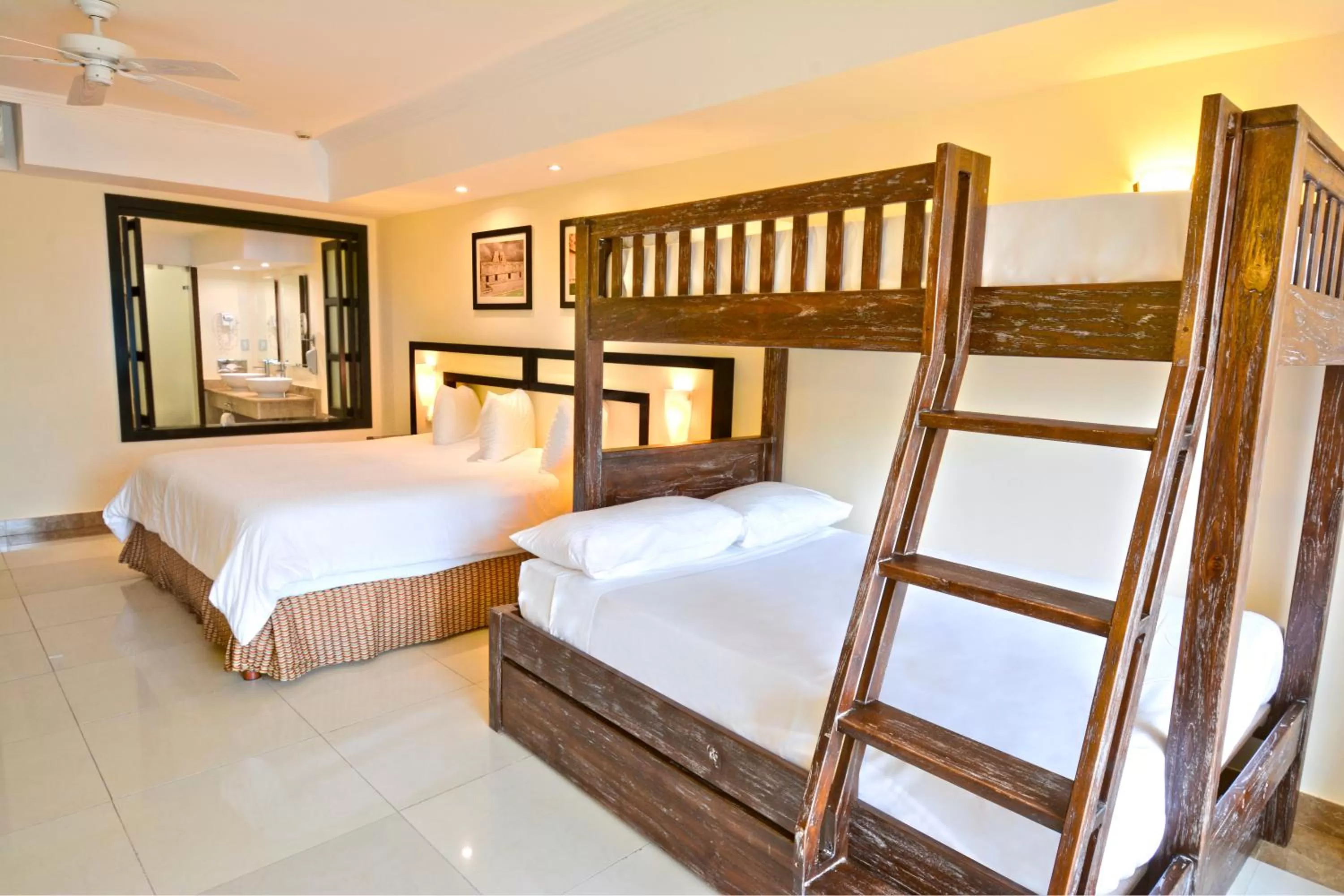 bunk bed, Bed in Sandos Playacar All Inclusive