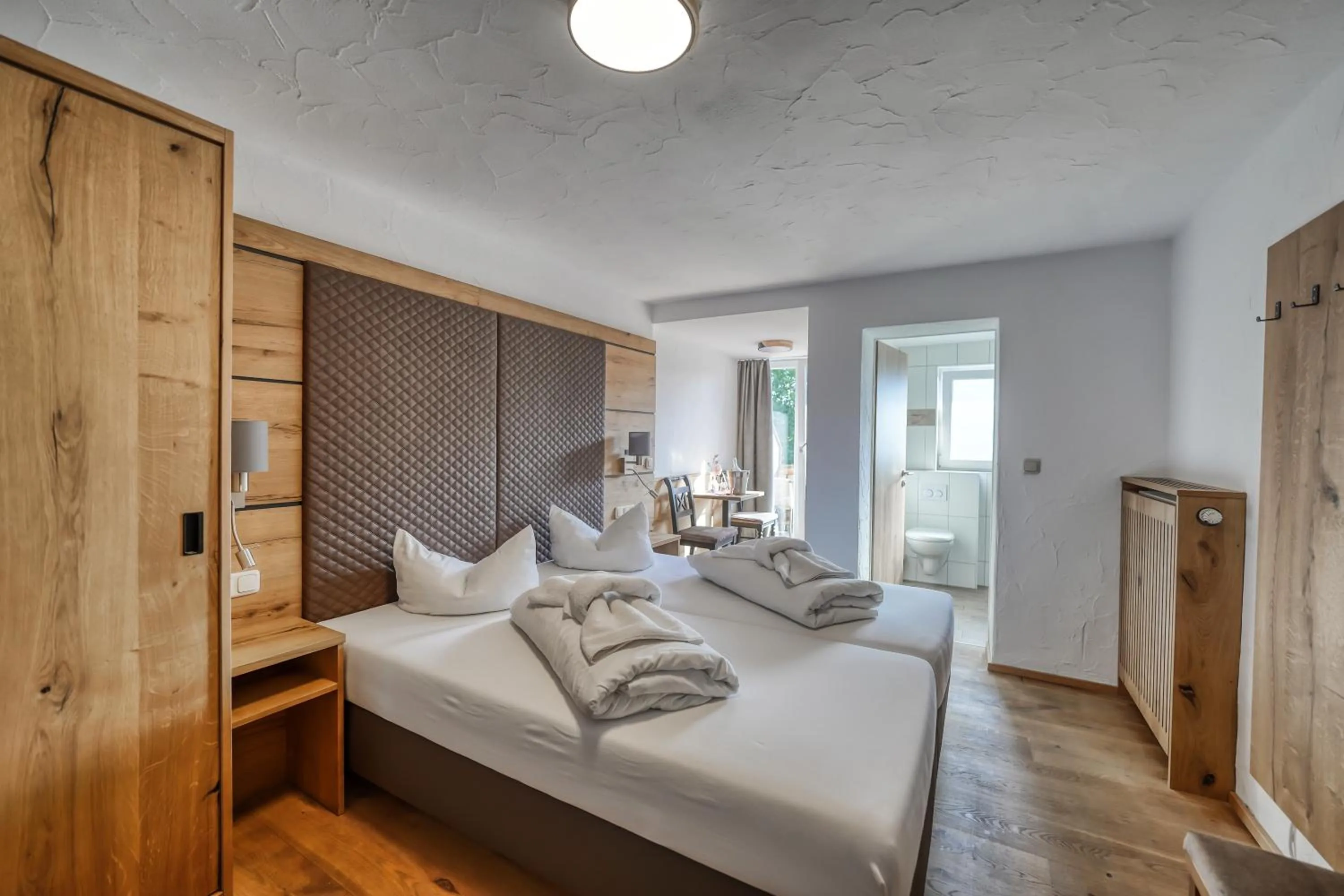 Photo of the whole room, Bed in Hotel Rupertihof