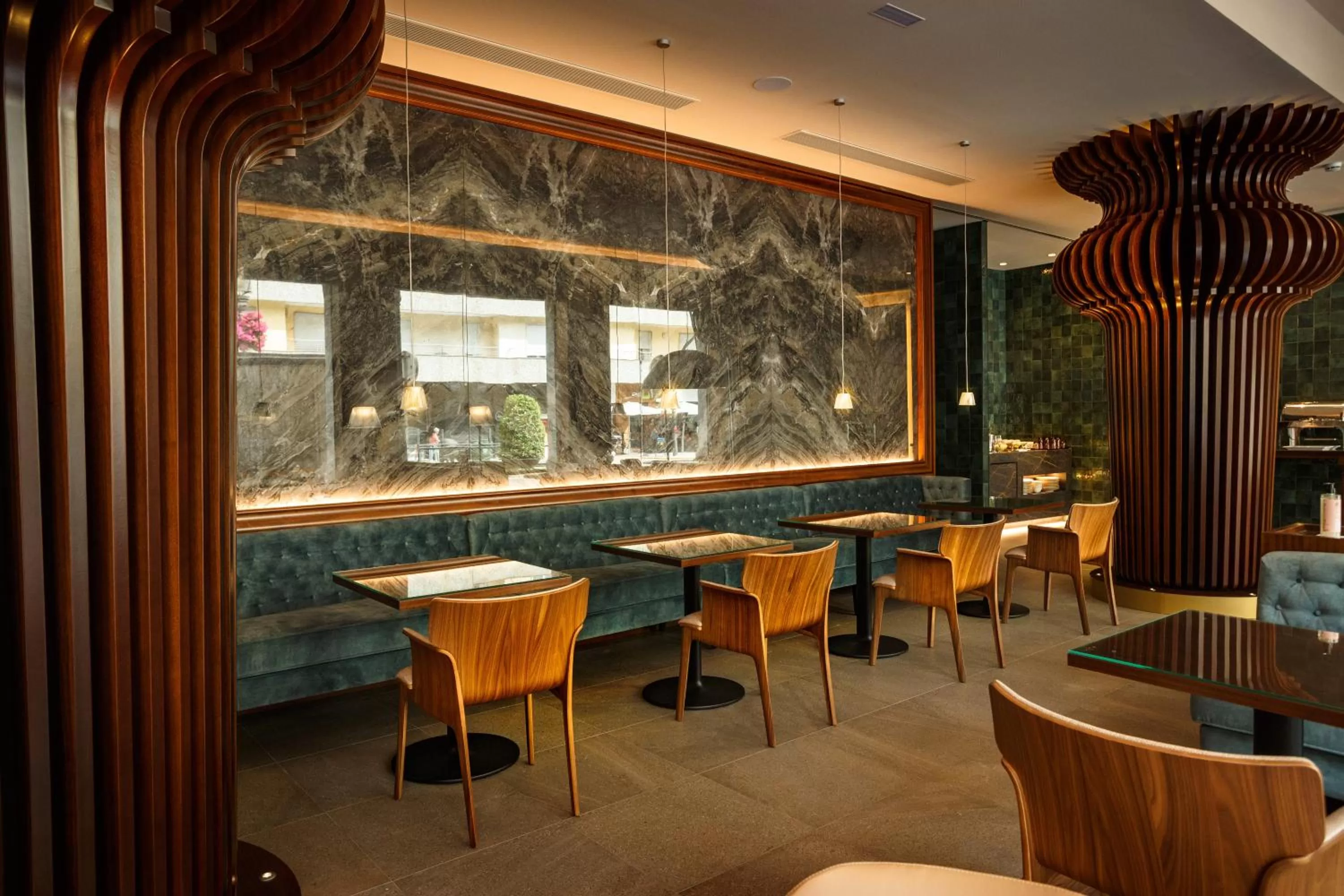 Lounge or bar in Hotel Dauro Premier