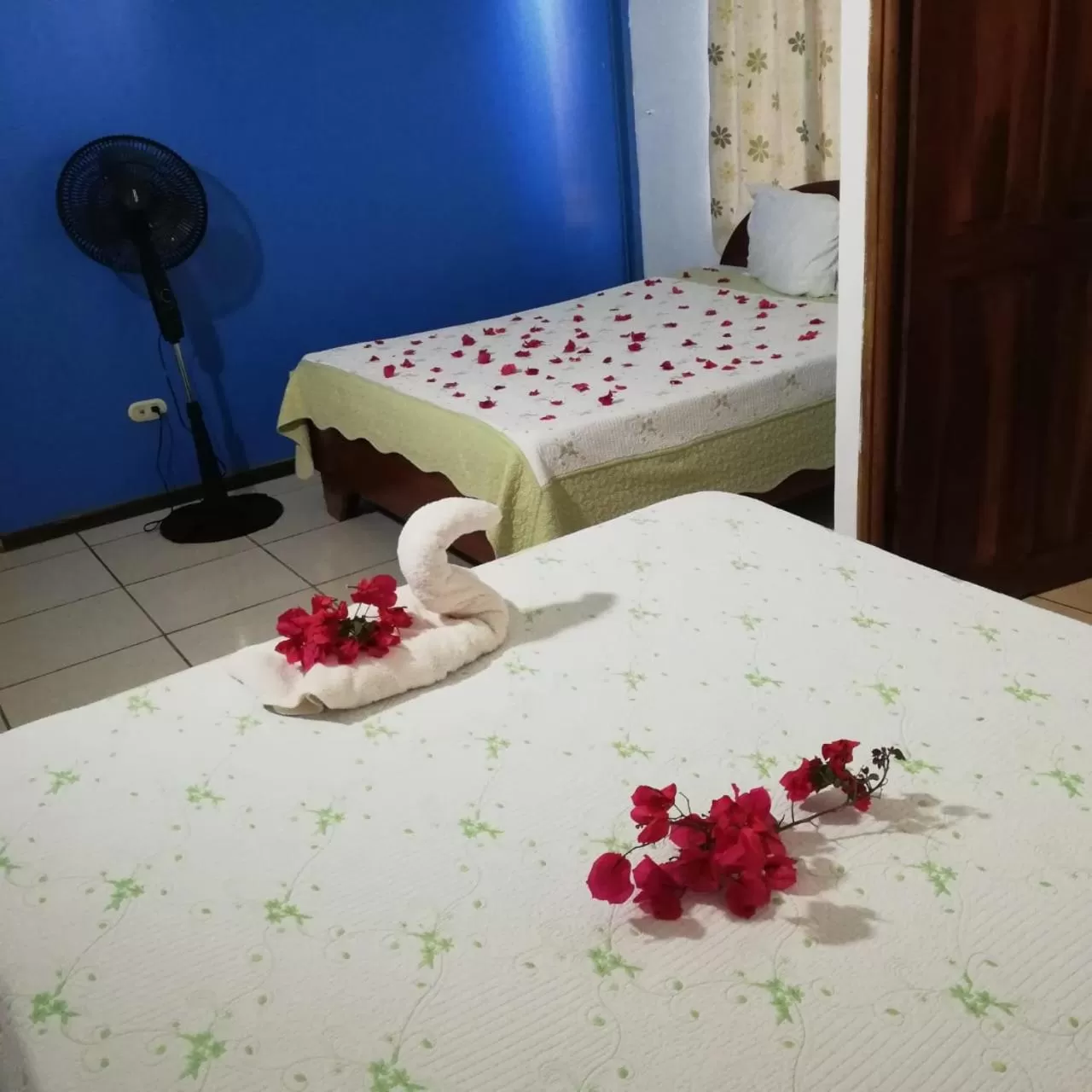 Bedroom, Bed in Sleeping Mountain Arenal