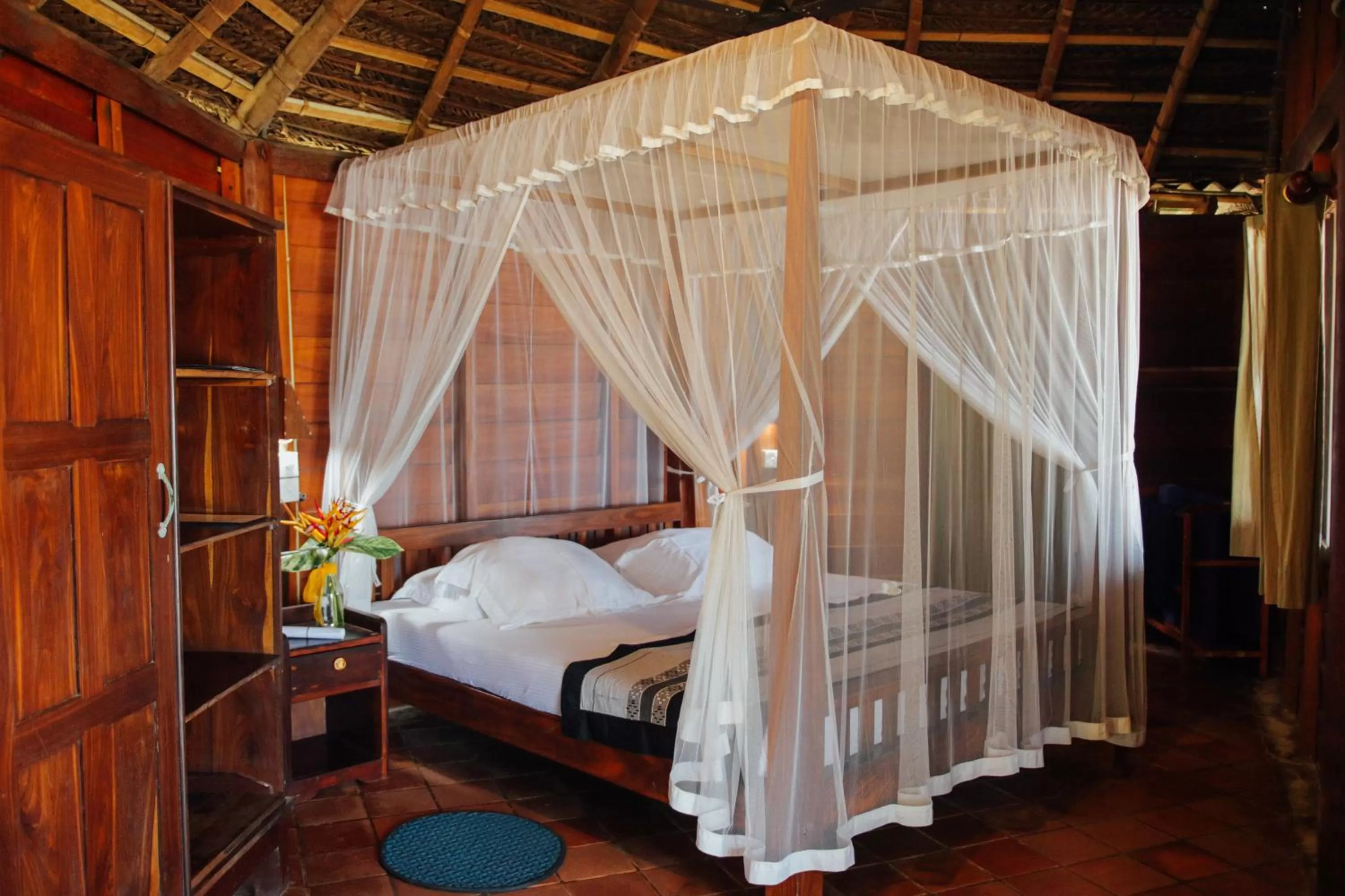 Bed in Galawatta Beach Resort