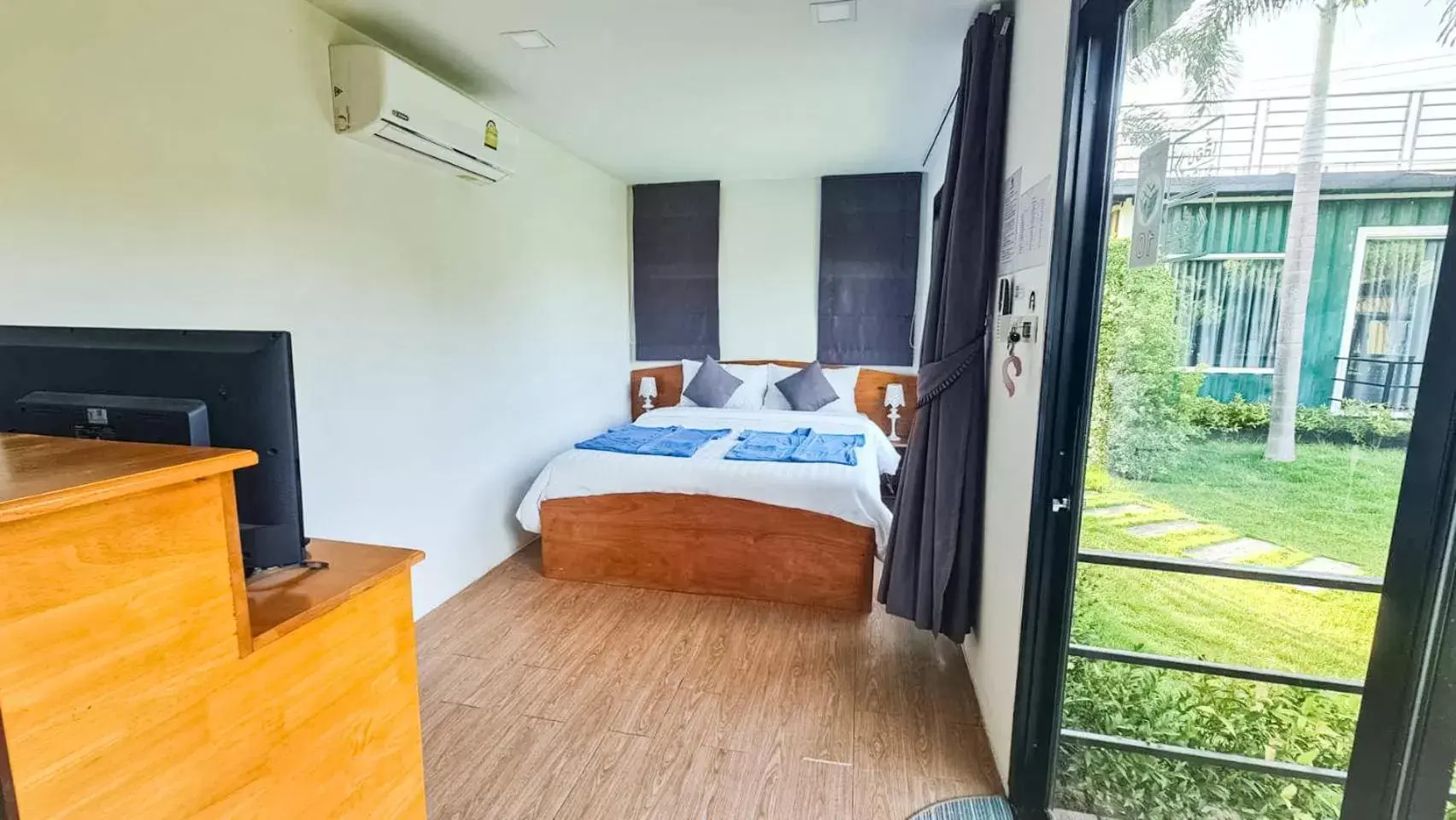 Queen Room with Garden View in Beach Box at Pran Queen Room with Garden View in Beach Box at Pran