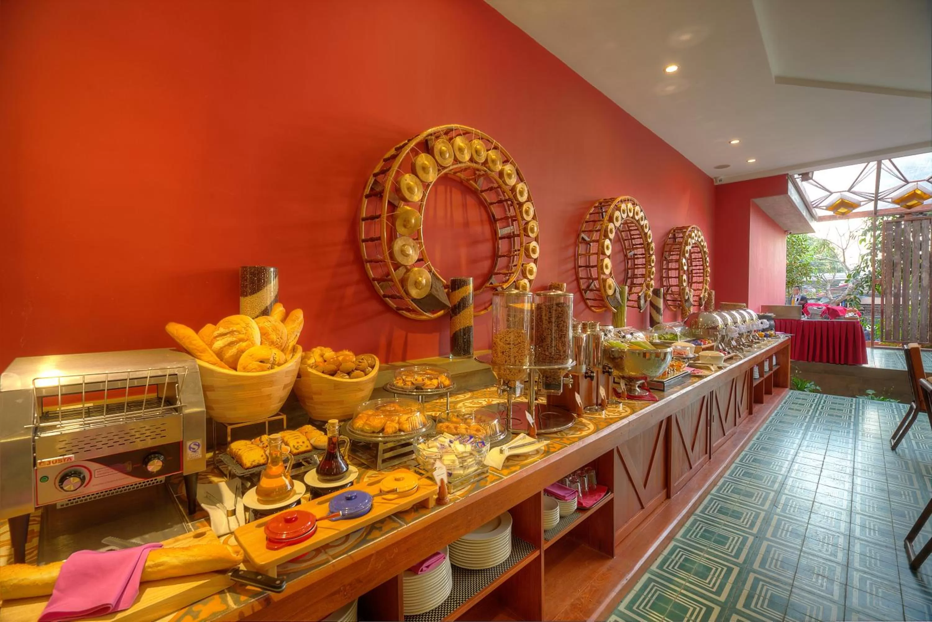 Food and drinks in Golden Temple Retreat