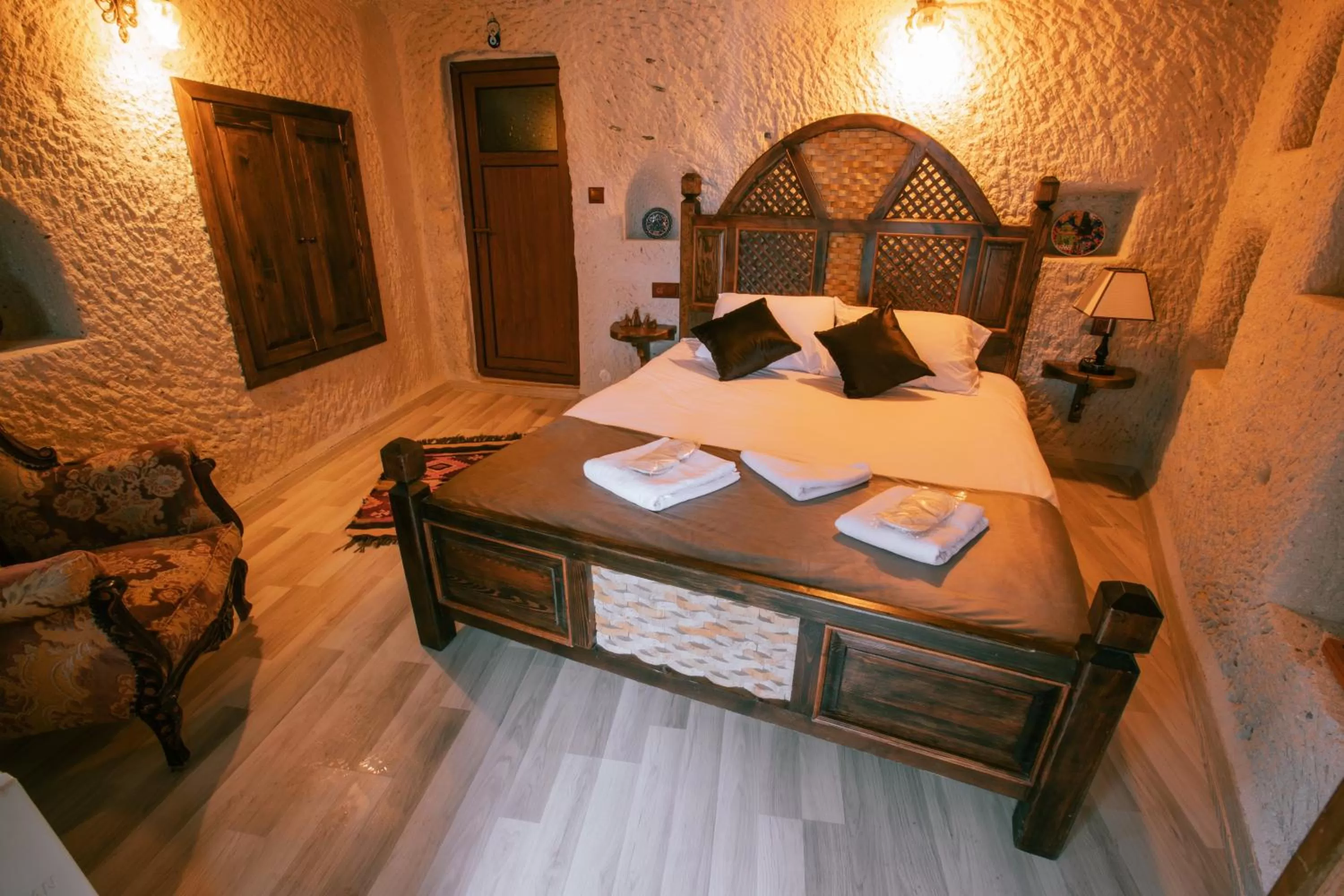 Massage, Bed in Mia Cappadocia Cave Hotel