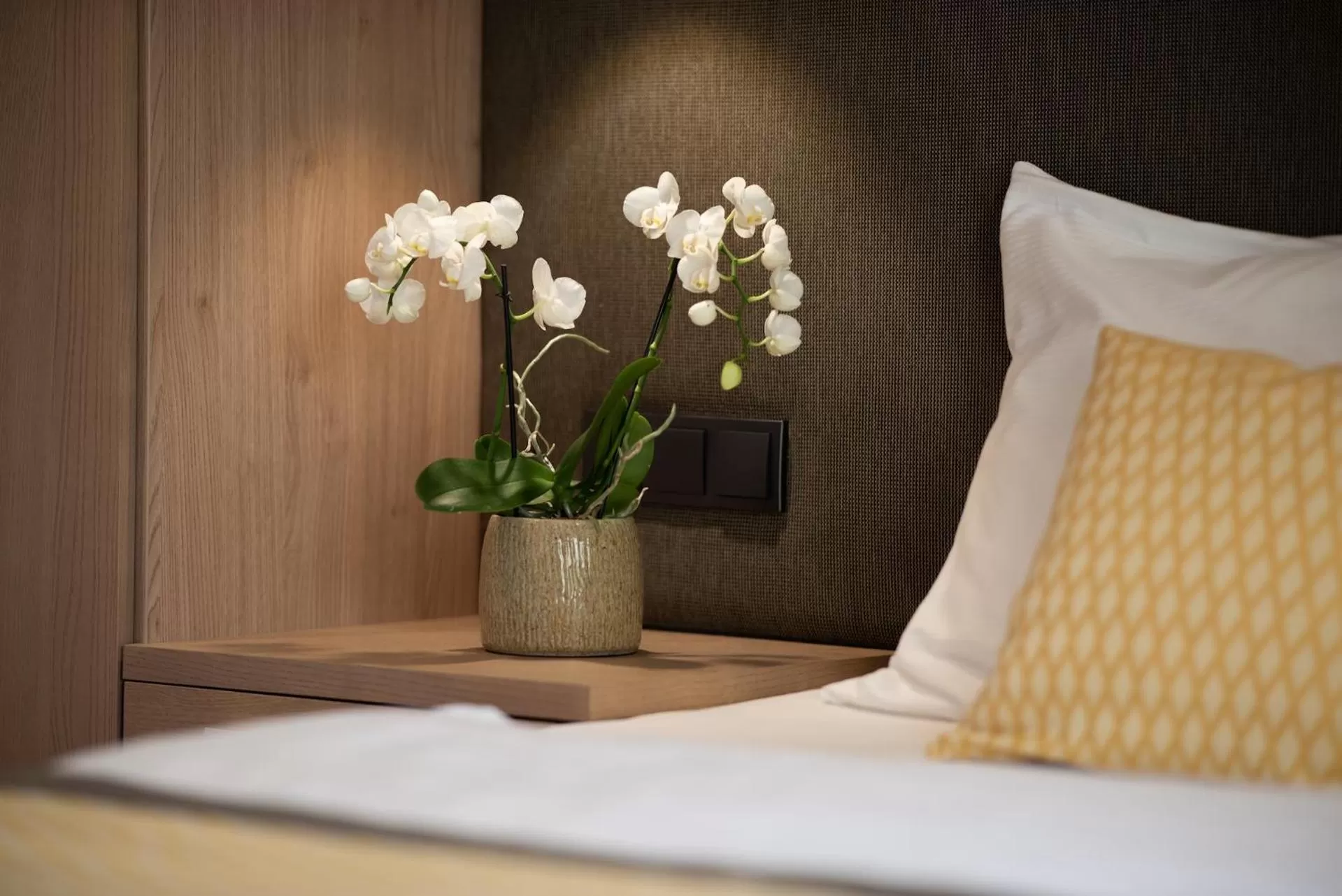 Bed in Hotel Turmhof