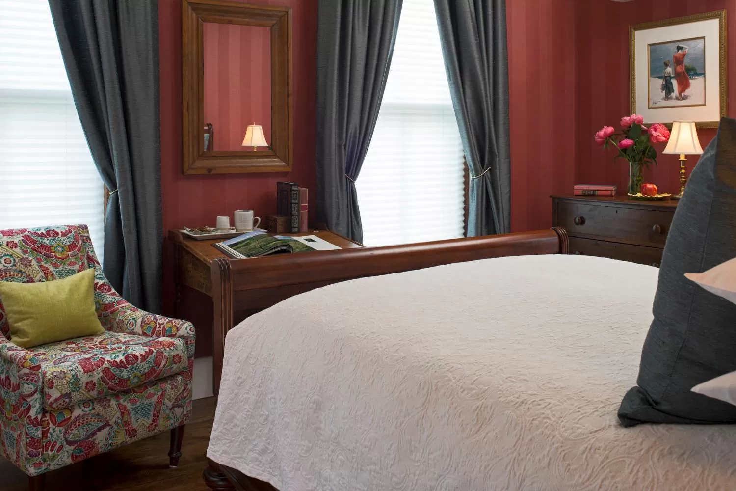 Bed in Jackson House Inn