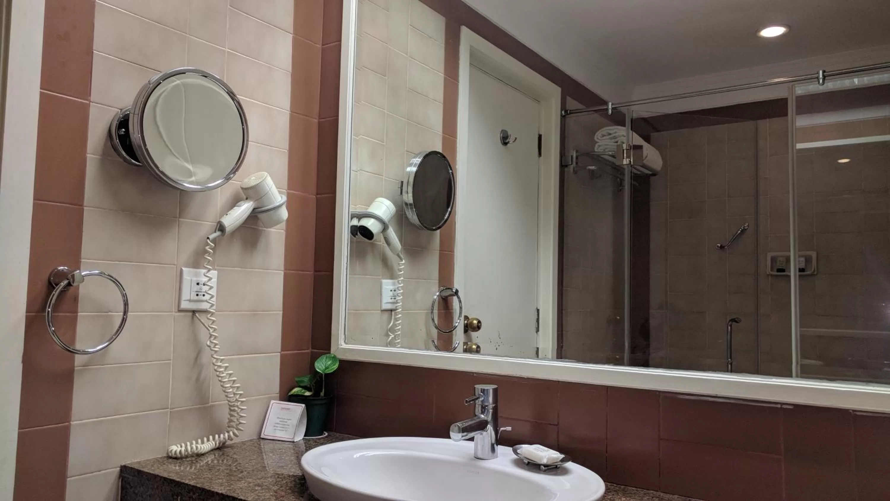 Bathroom in The Gateway Hotel Beach Road, Calicut