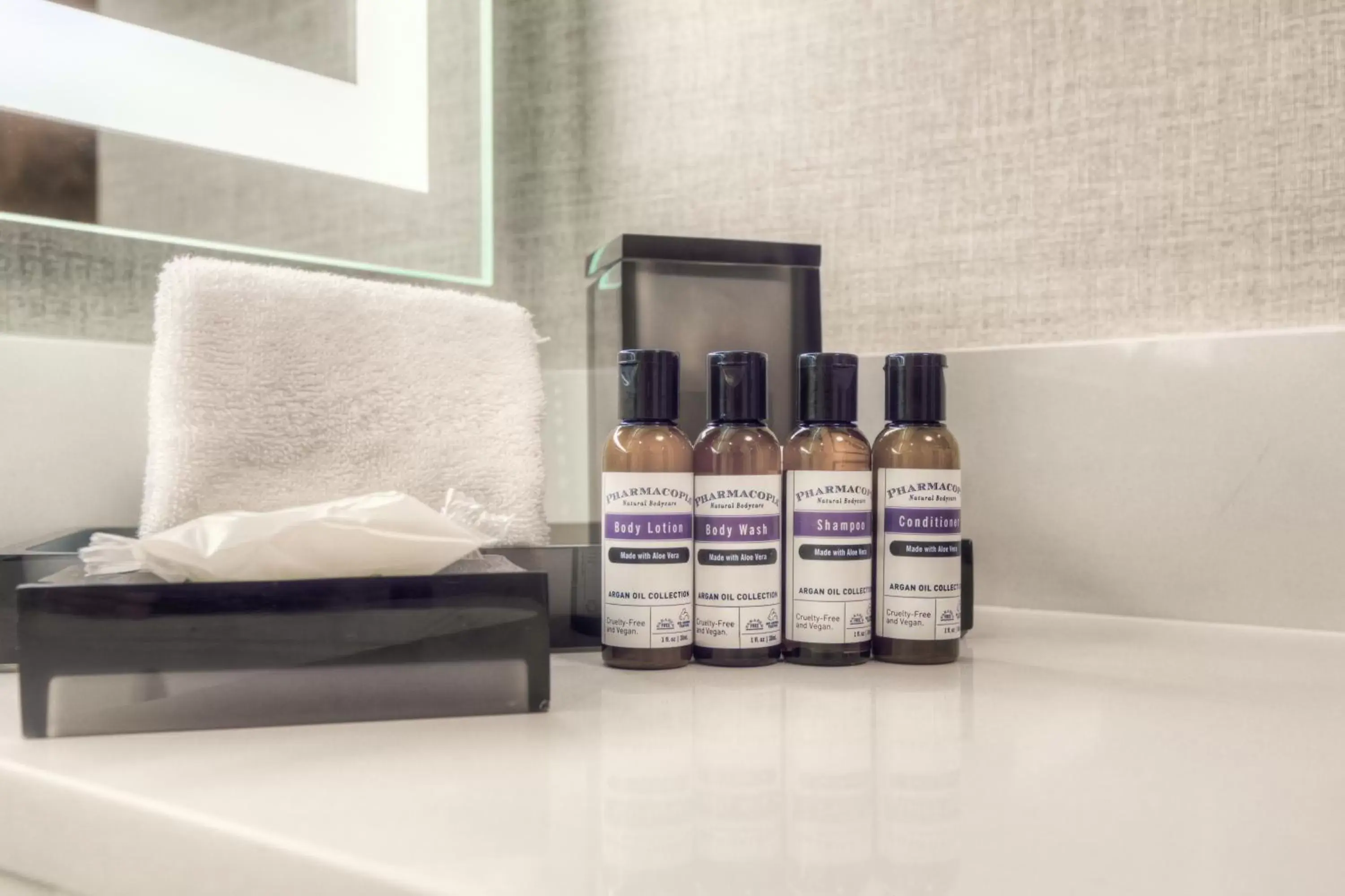 Queen Room with Two Queen Beds and Balcony - single occupancy in Hyatt Regency Orlando International Airport Hotel Queen Room with Two Queen Beds and Balcony - single occupancy in Hyatt Regency Orlando International Airport Hotel