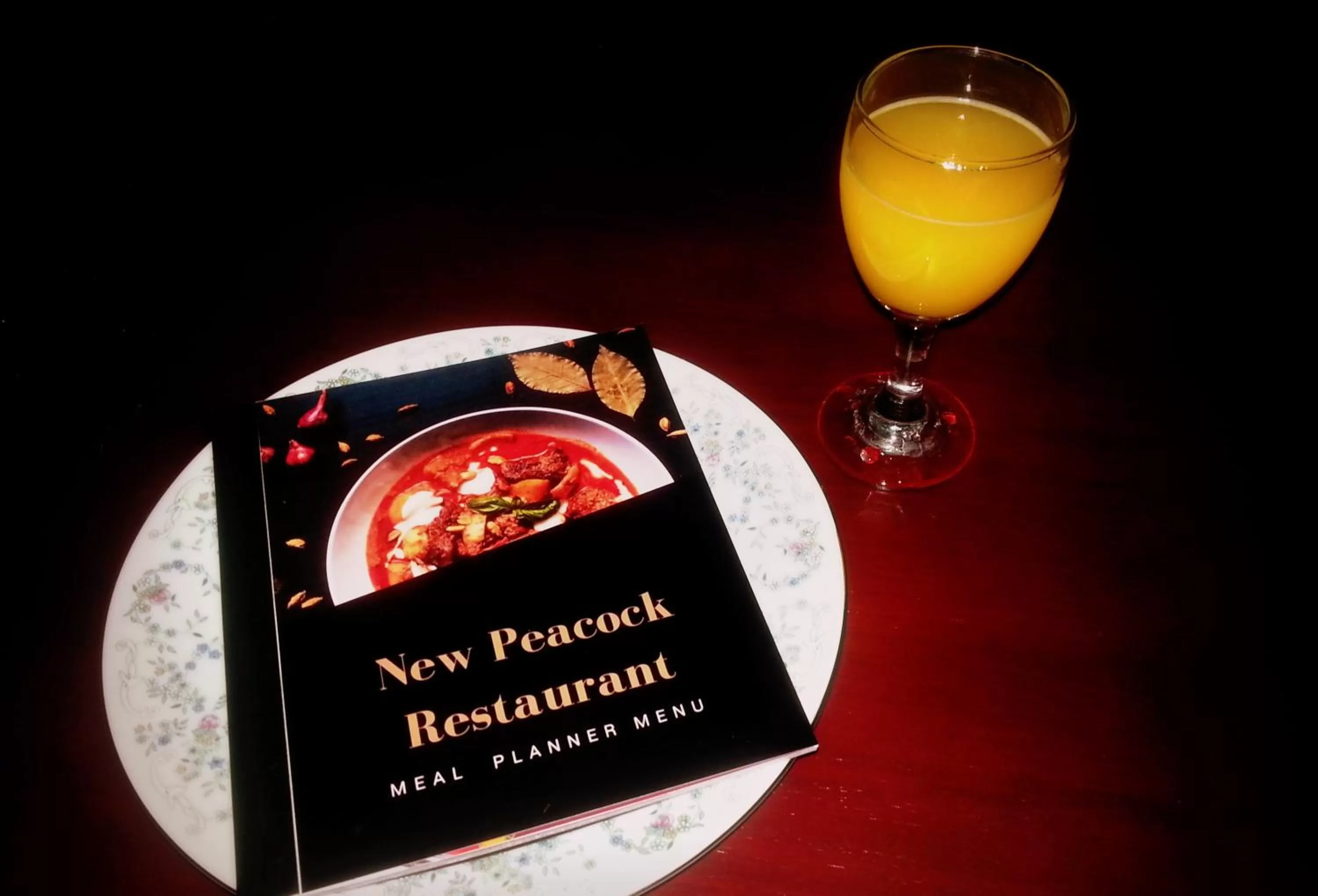 Restaurant/places to eat in New Peacock Resort