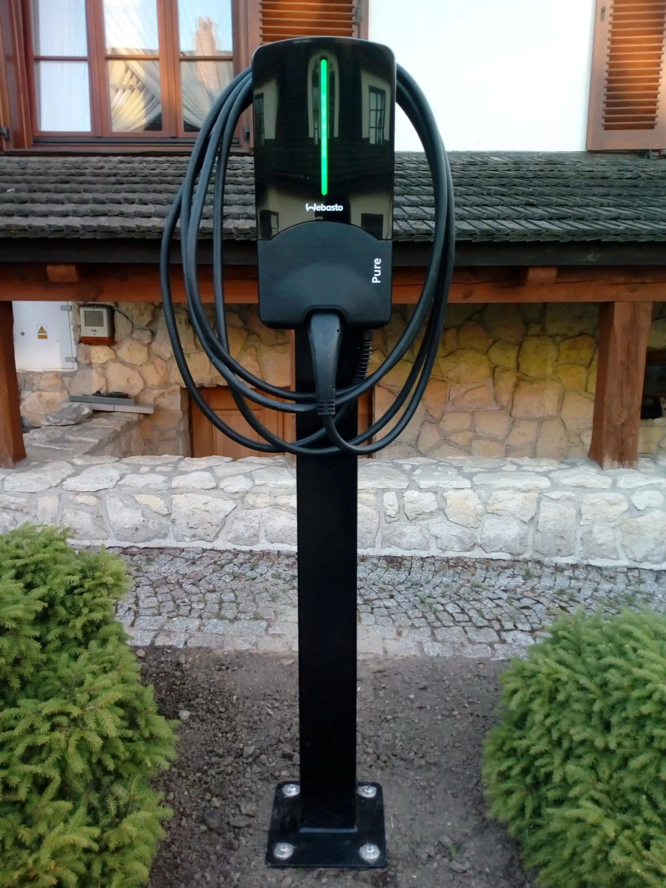 Parking in Hotel Sarmata Zespół Dworski