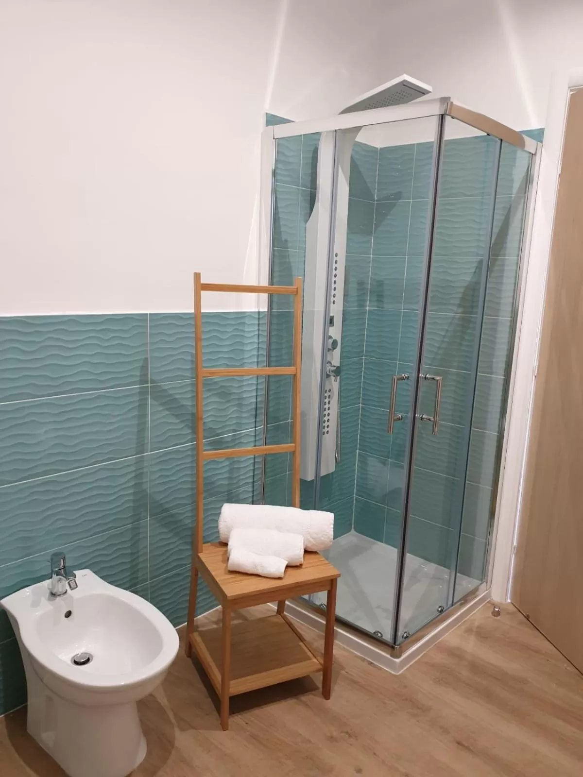 Shower in B&B Matteo Bonello