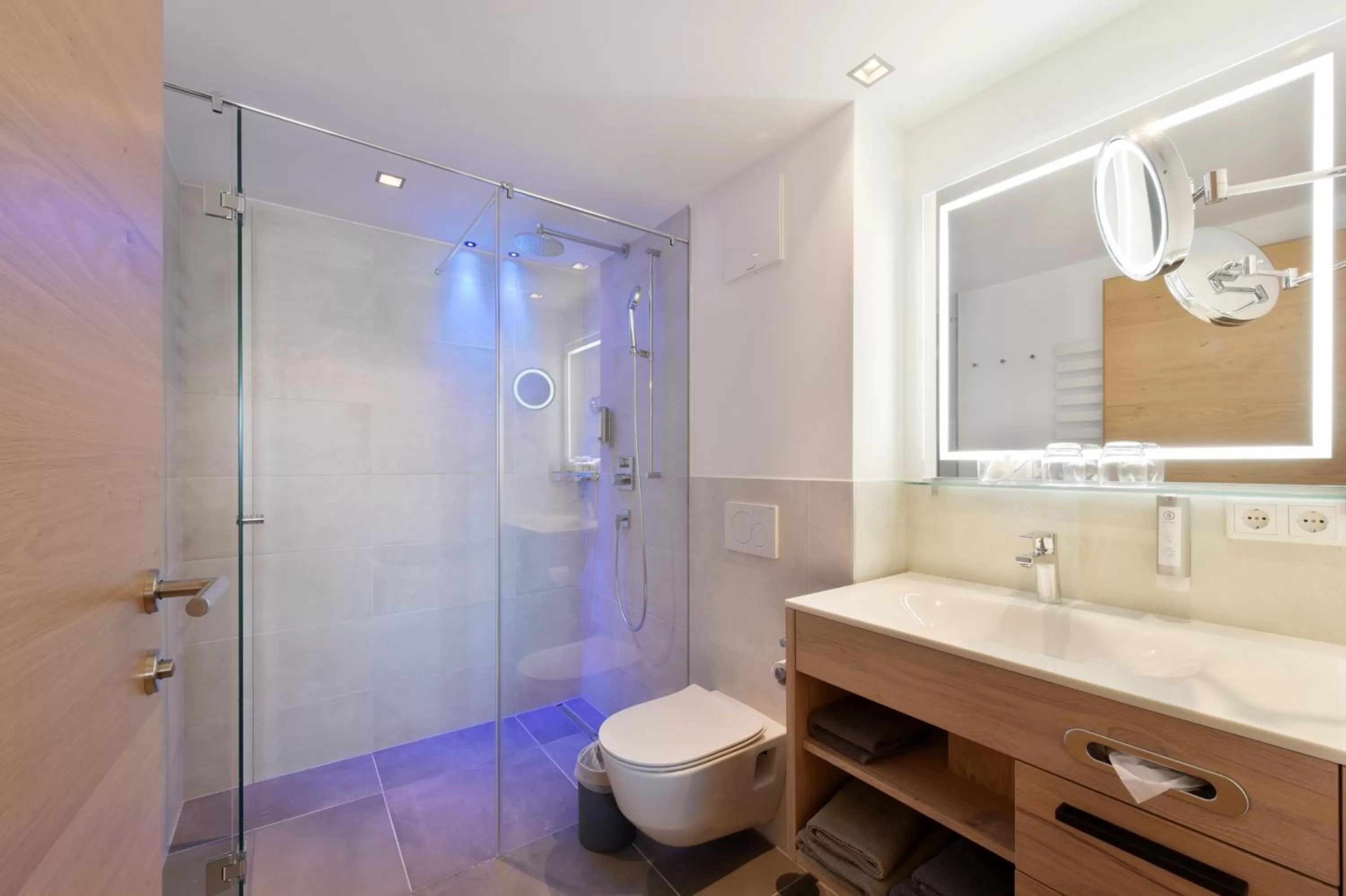 Bathroom in Mountain Hotel Luis