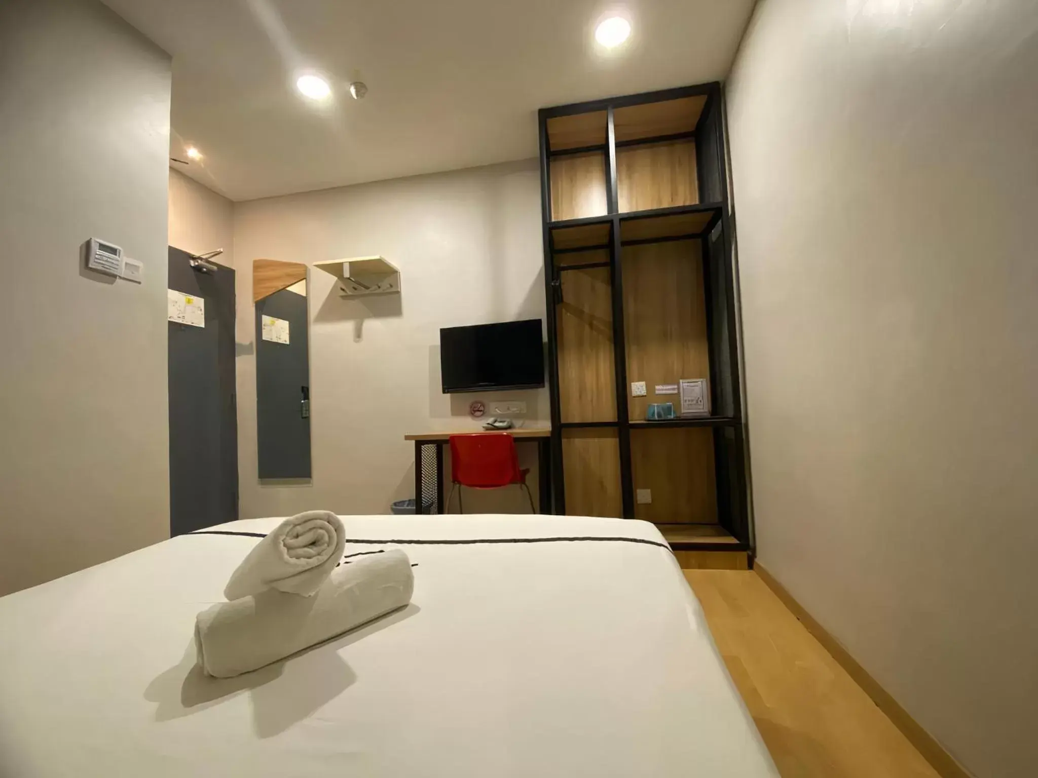 Standard Double Room in Smile Hotel Selayang Point Standard Double Room in Smile Hotel Selayang Point