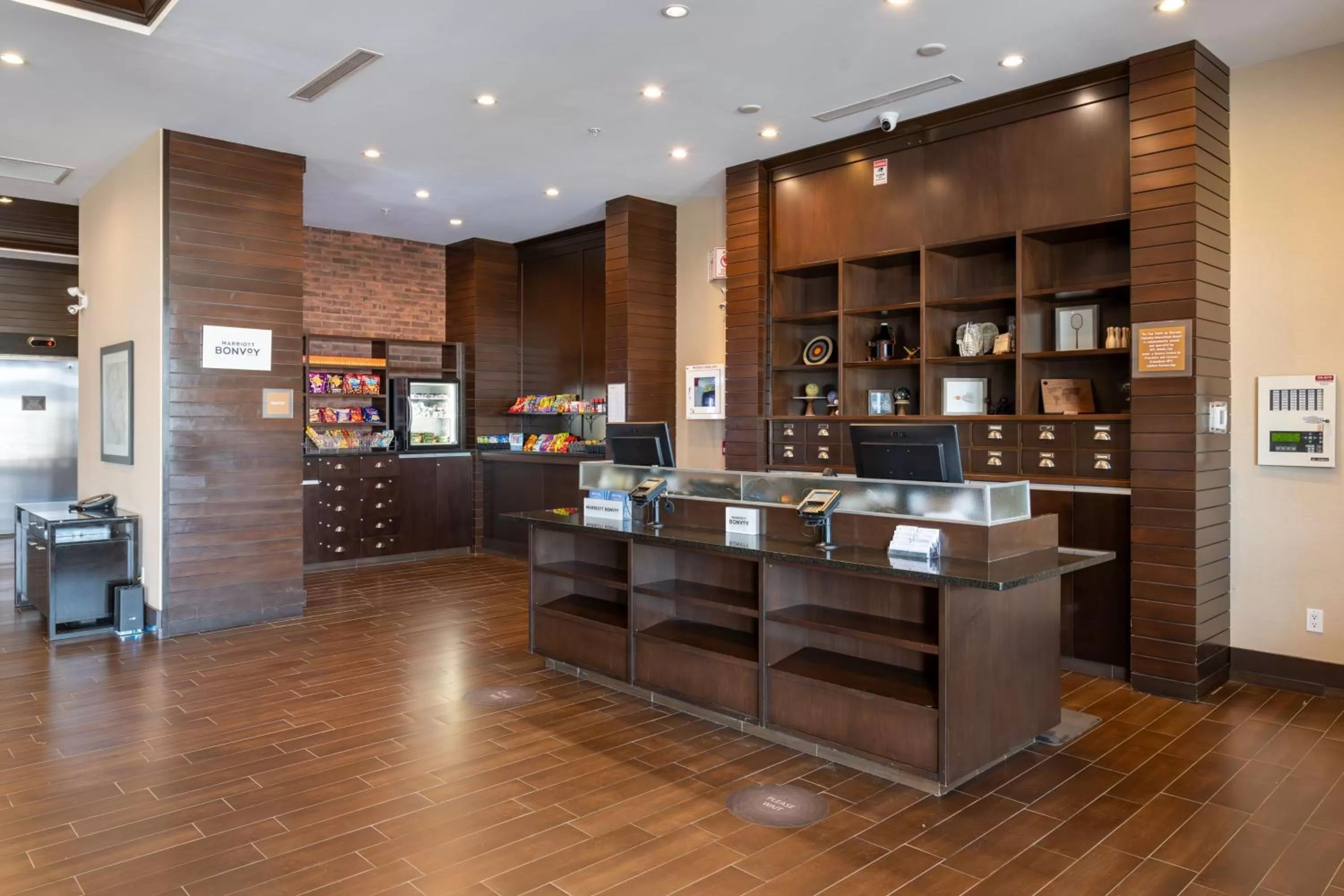 Lobby or reception in Four Points by Sheraton Edmonton International Airport