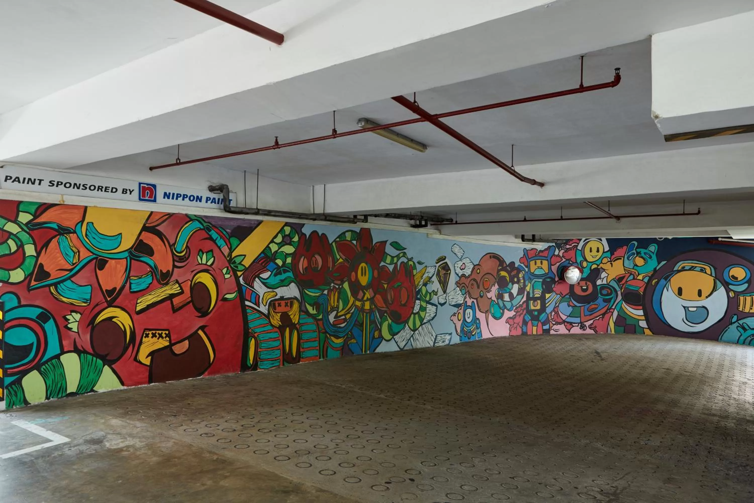 Decorative detail in Cinnamon Red Colombo