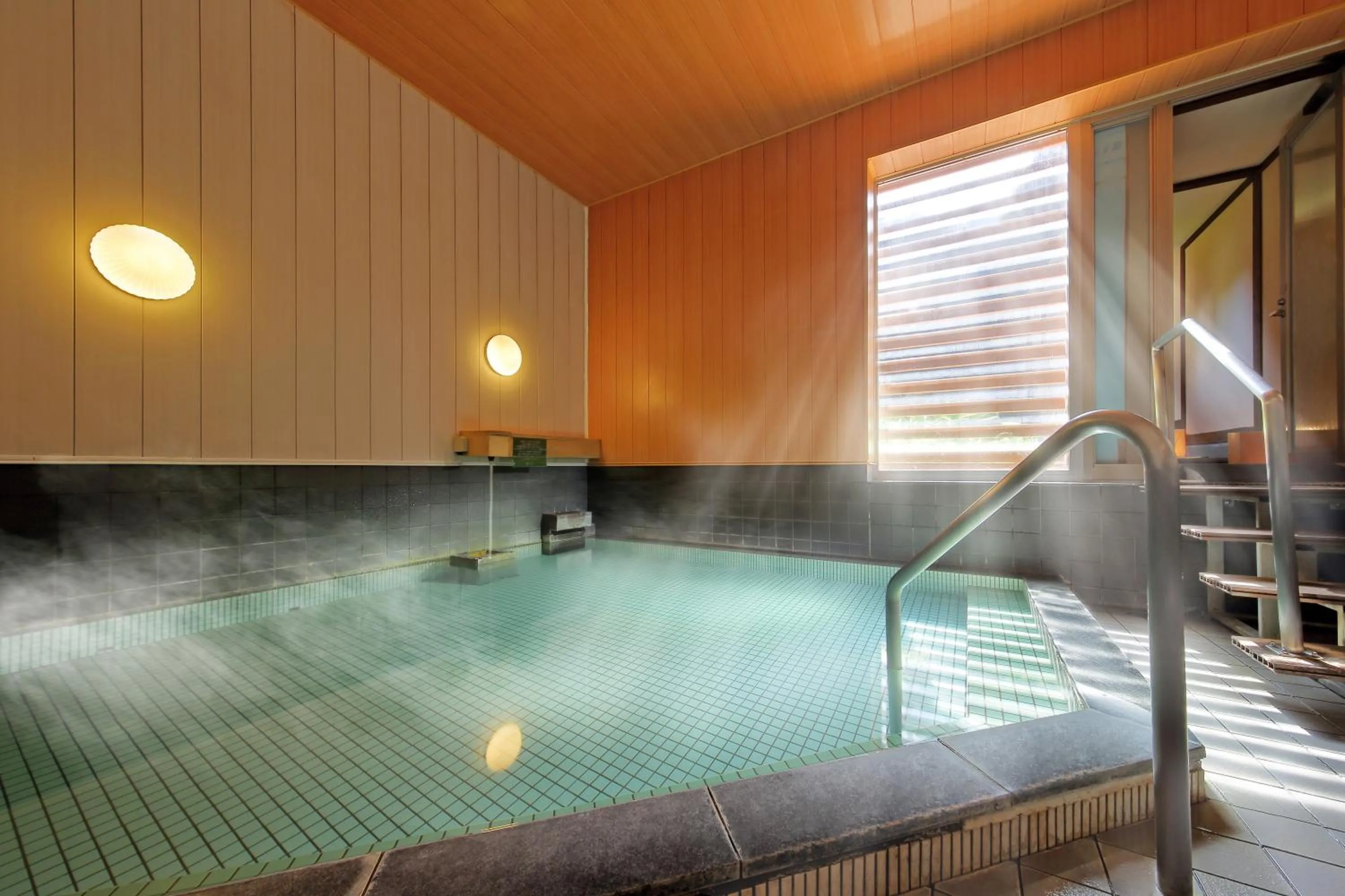 Hot Spring Bath in Hotel Ryu Resort and Spa