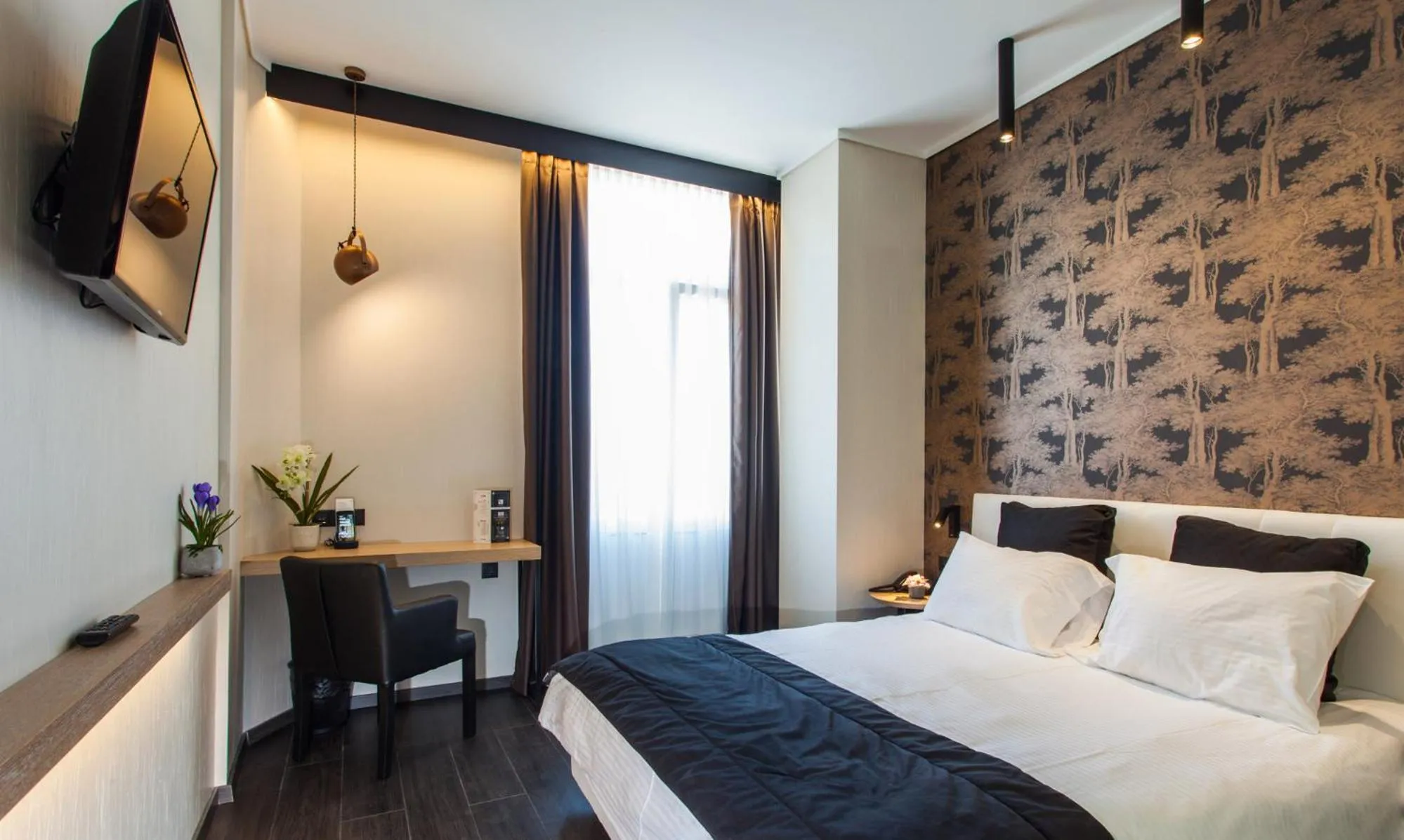 Photo of the whole room, Bed in Egnatia Palace Hotel & Spa