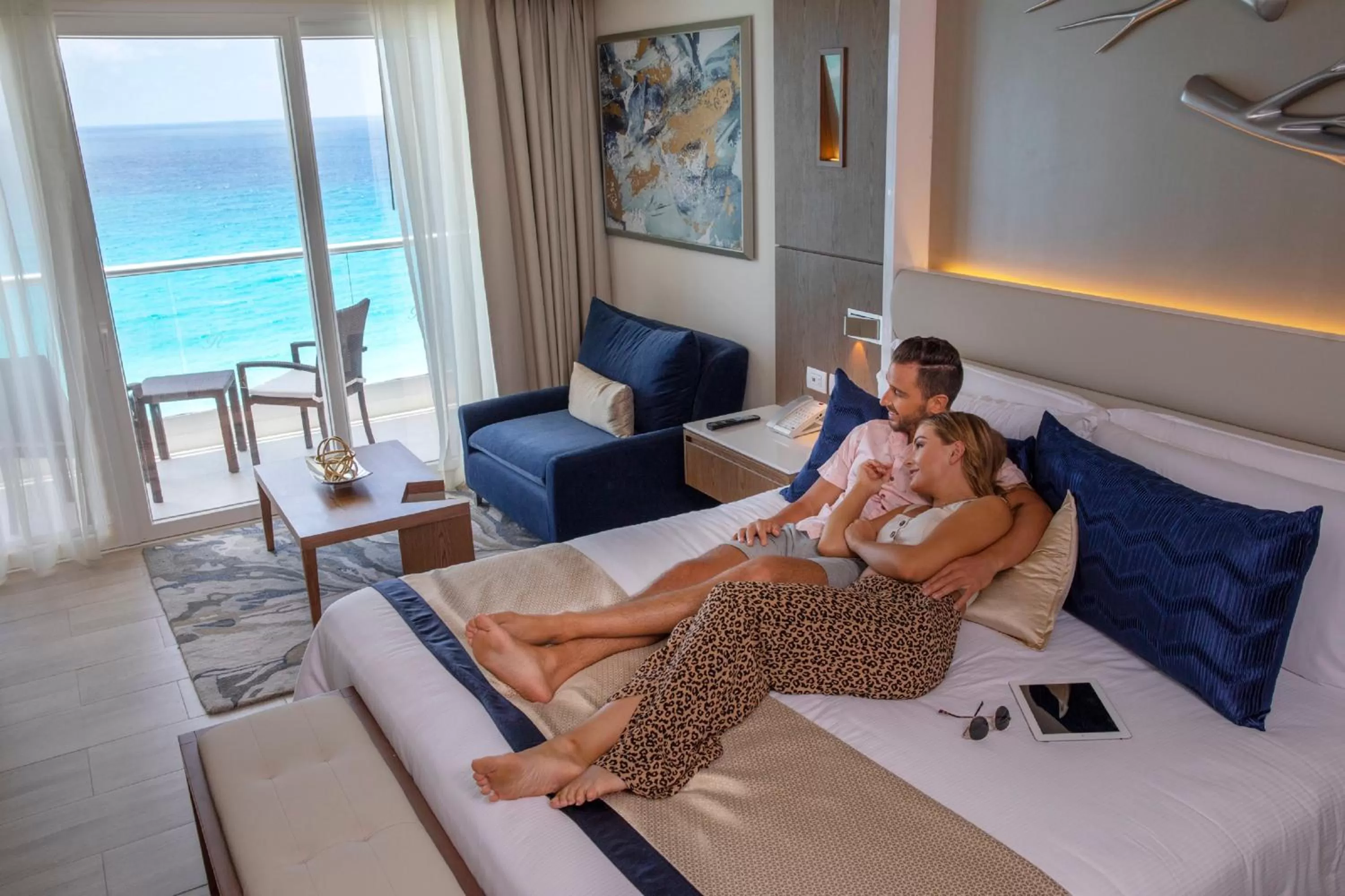 Bedroom, Bed in Royalton CHIC Cancun, An Autograph Collection All-Inclusive Resort - Adults Only